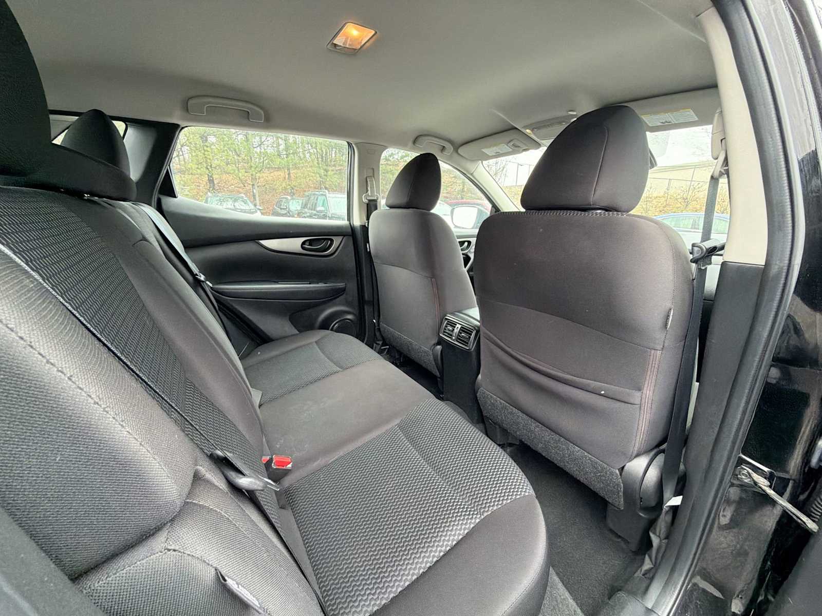 Thumbnail: 2020 Nissan Rogue Sport - 14