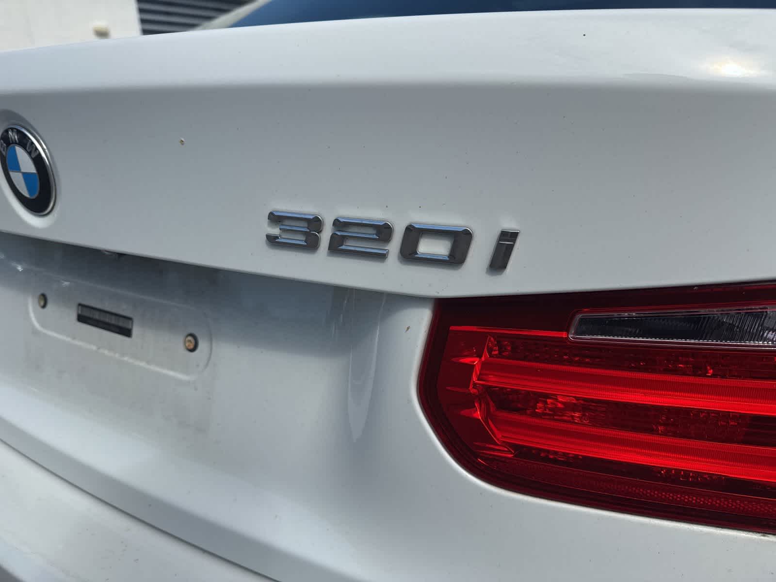 Thumbnail: 2015 BMW 3 Series - 22