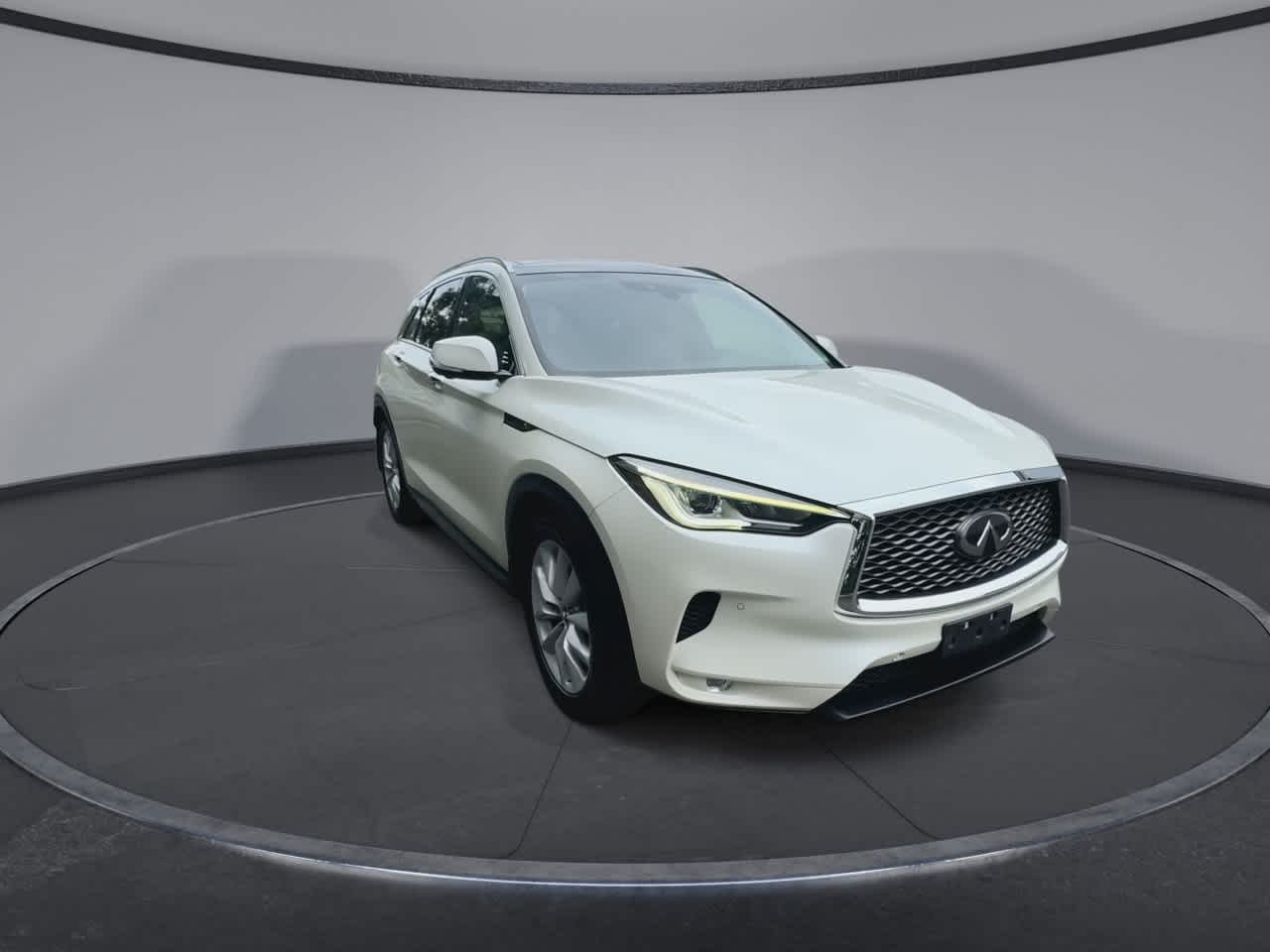 Thumbnail: 2019 INFINITI QX50 - 2