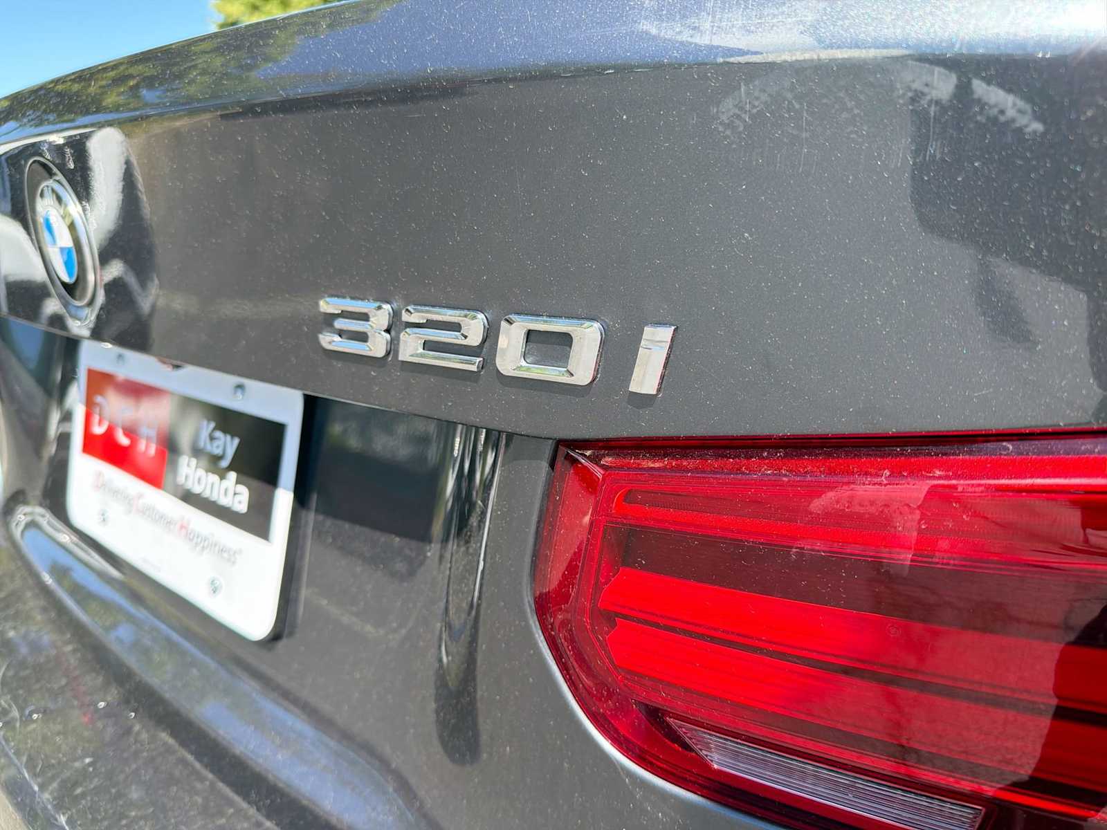 Thumbnail: 2016 BMW 3 Series - 18