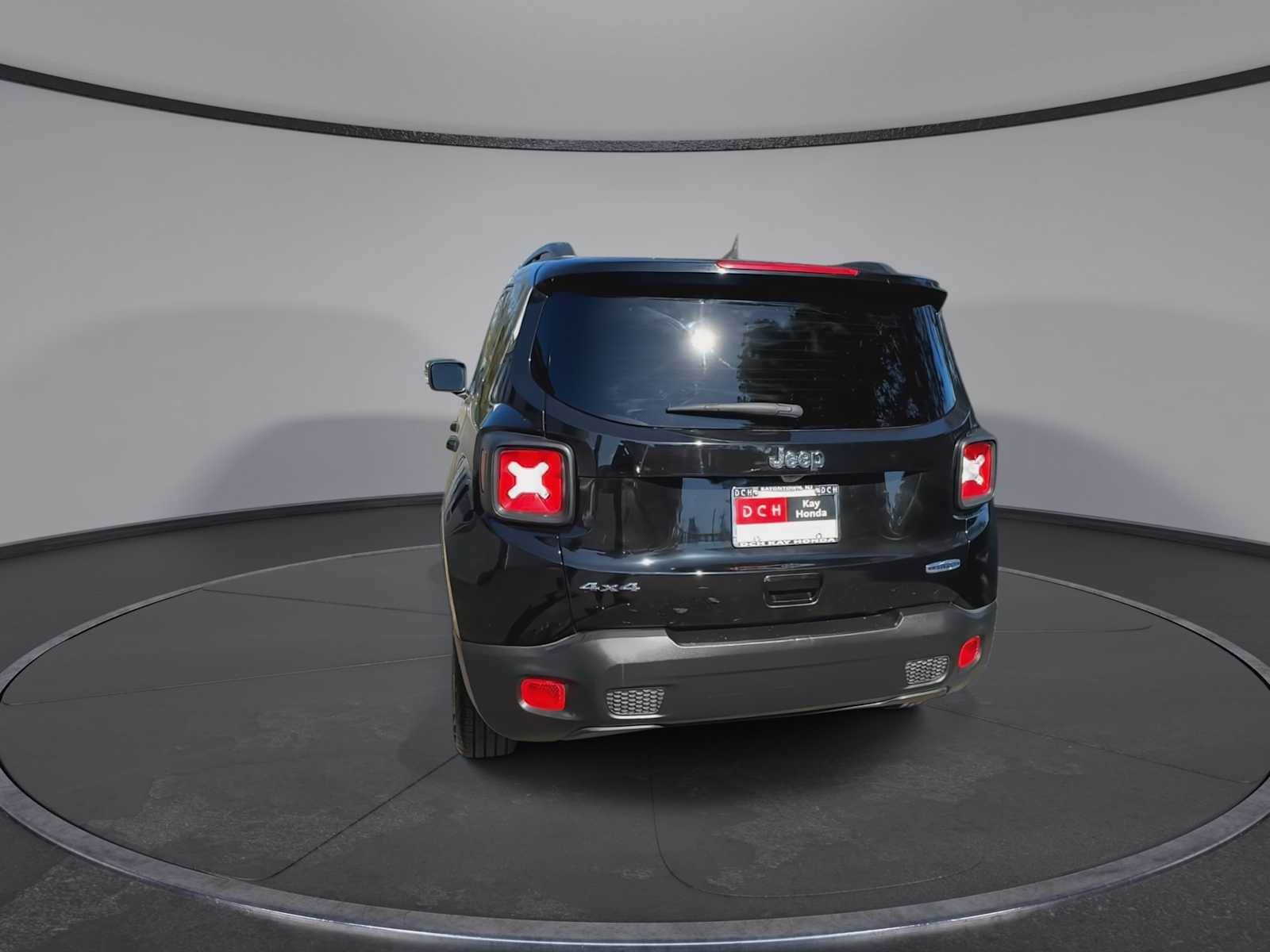 Thumbnail: 2022 Jeep Renegade - 7