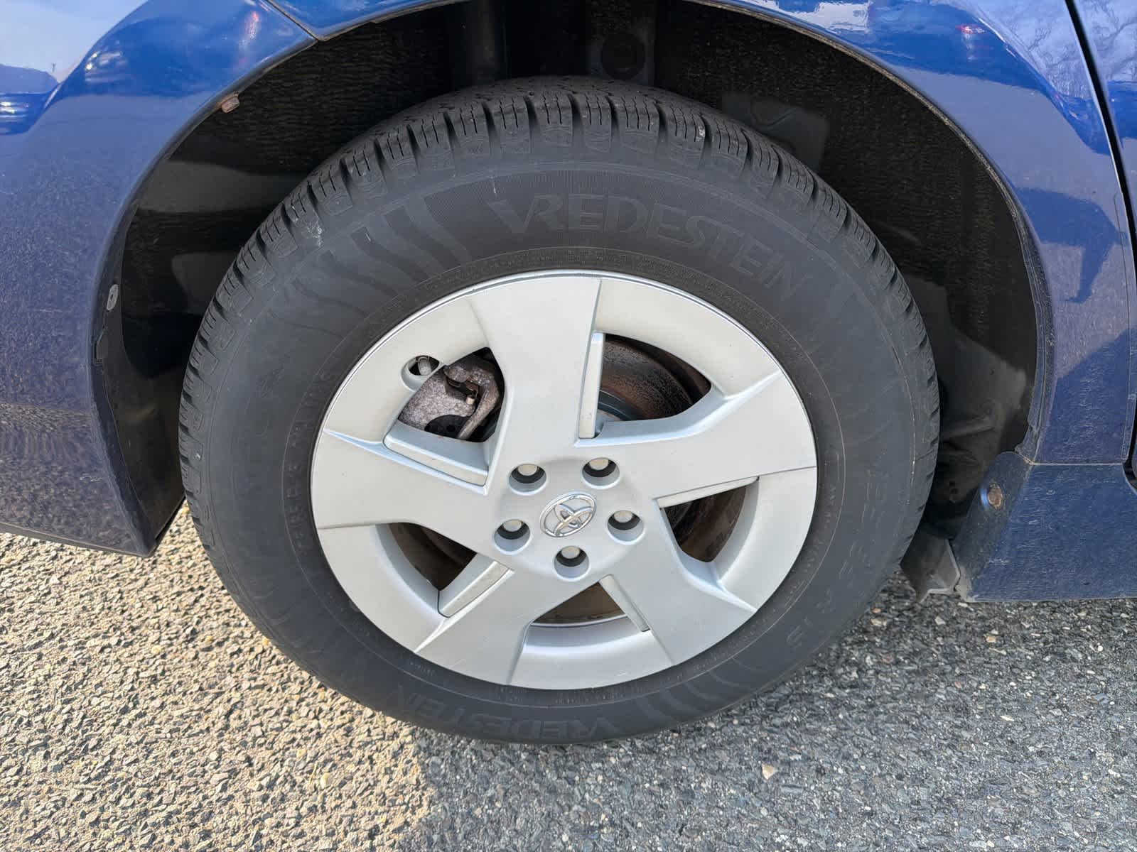 Thumbnail: 2011 Toyota Prius - 21