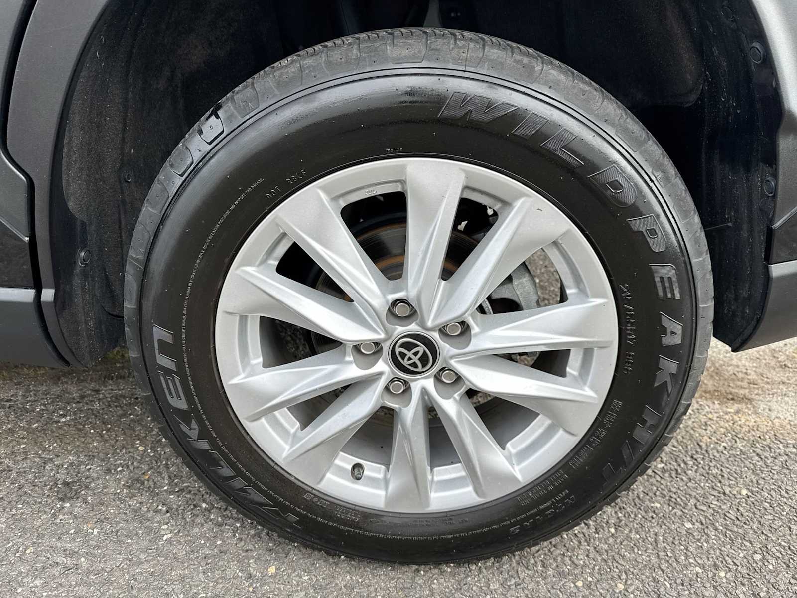 Thumbnail: 2023 Toyota Corolla Cross - 19