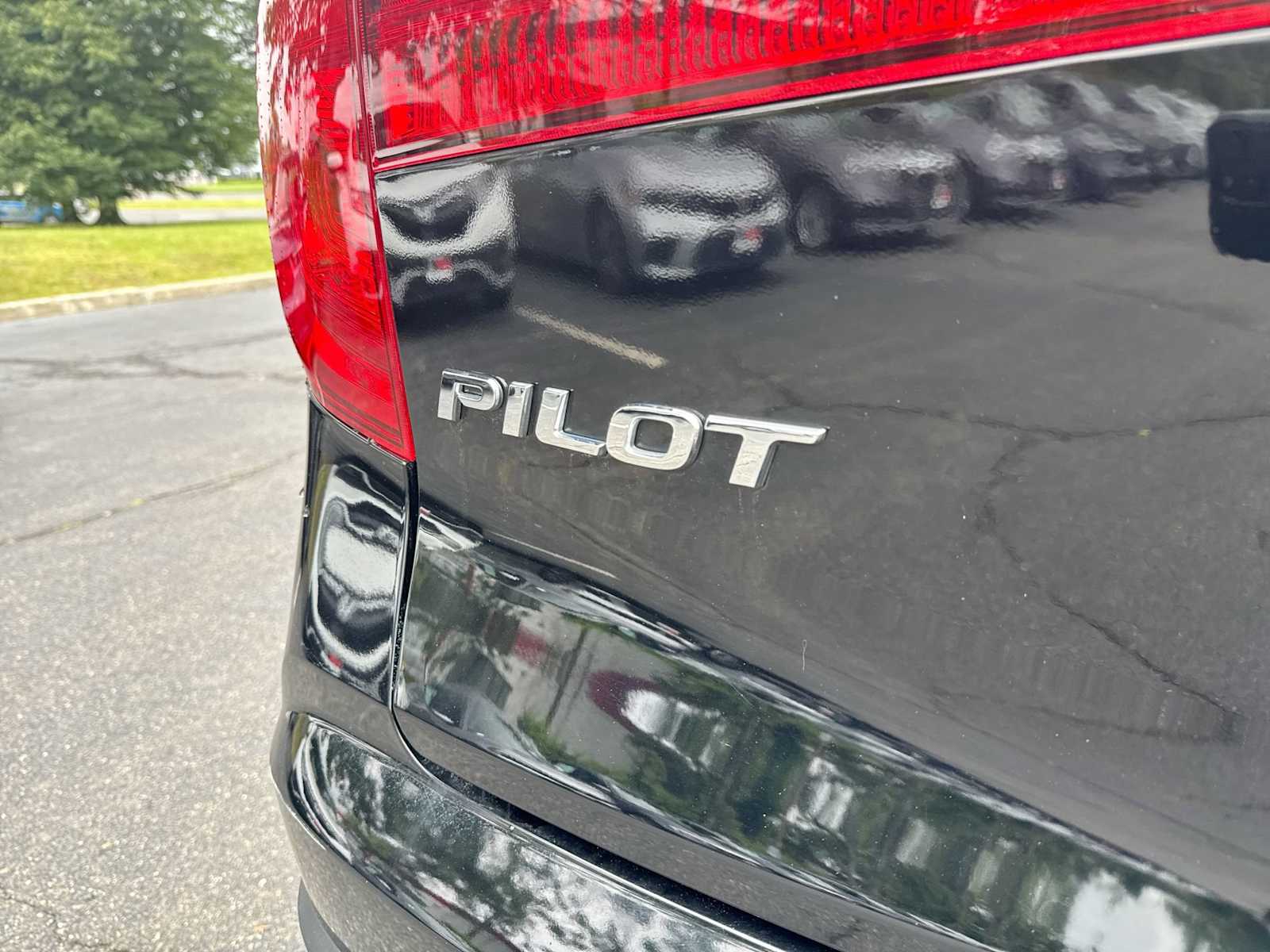 Thumbnail: 2017 Honda Pilot - 18