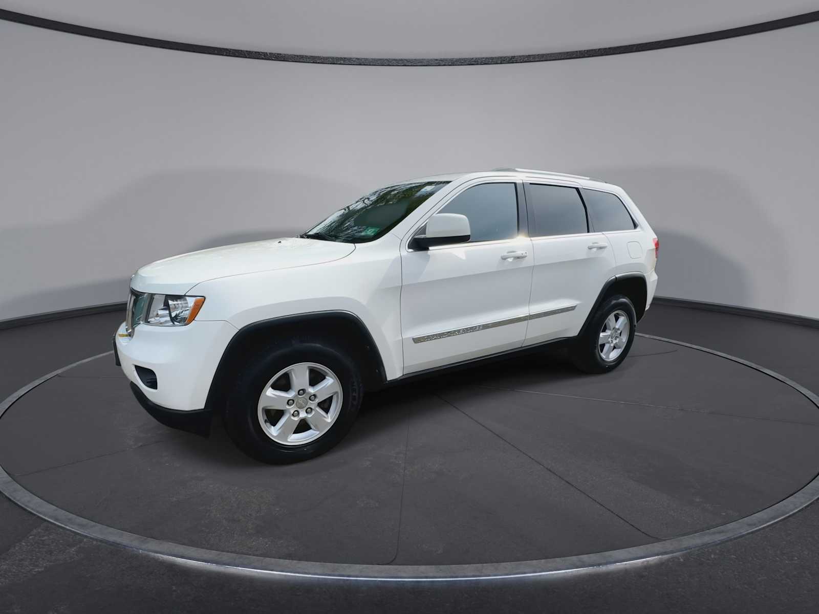 Thumbnail: 2012 Jeep Grand Cherokee - 4