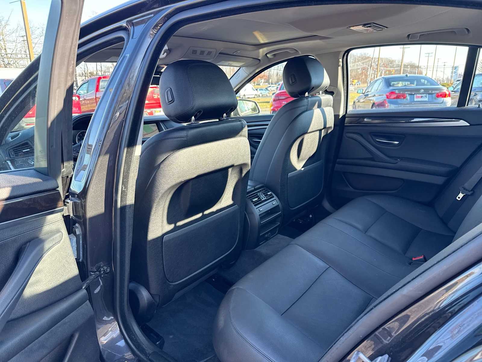 Thumbnail: 2016 BMW 5 Series - 12