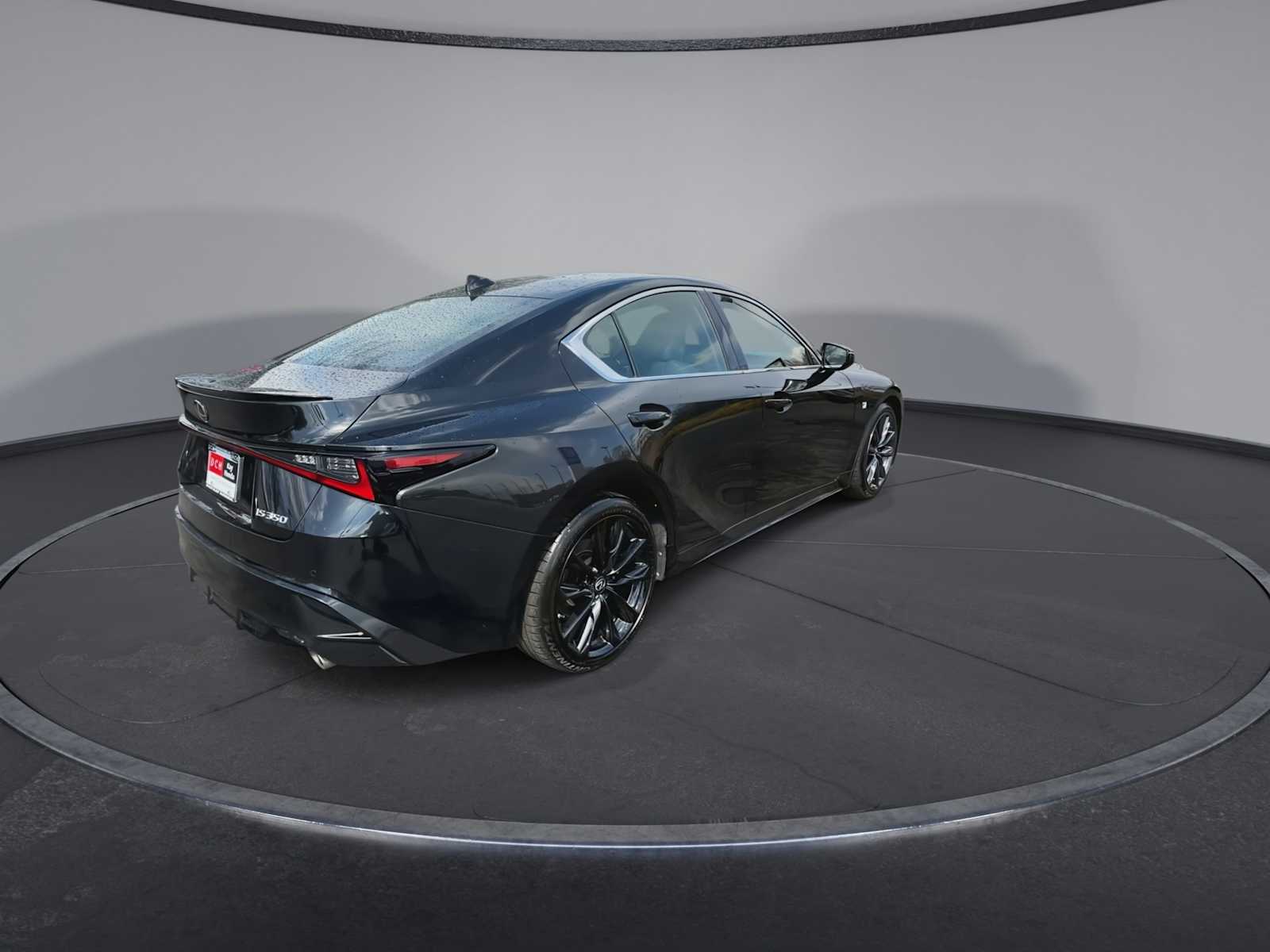 Thumbnail: 2021 Lexus IS - 8