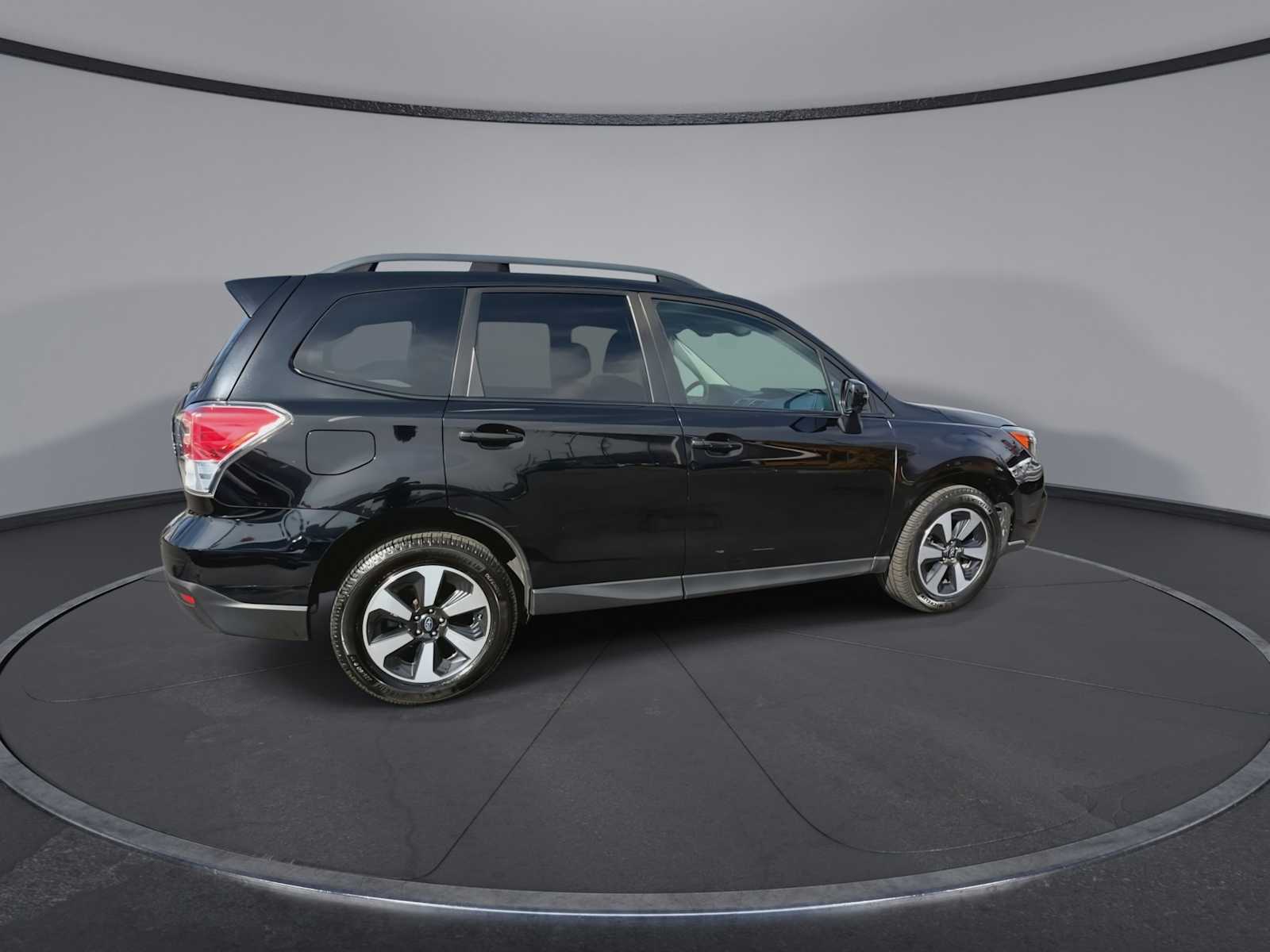 Thumbnail: 2017 Subaru Forester - 8