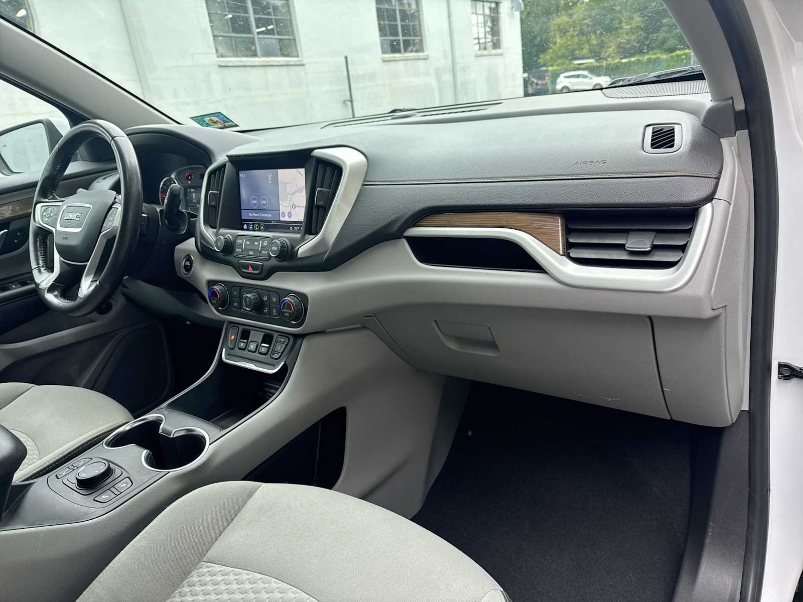 Thumbnail: 2018 GMC Terrain - 16