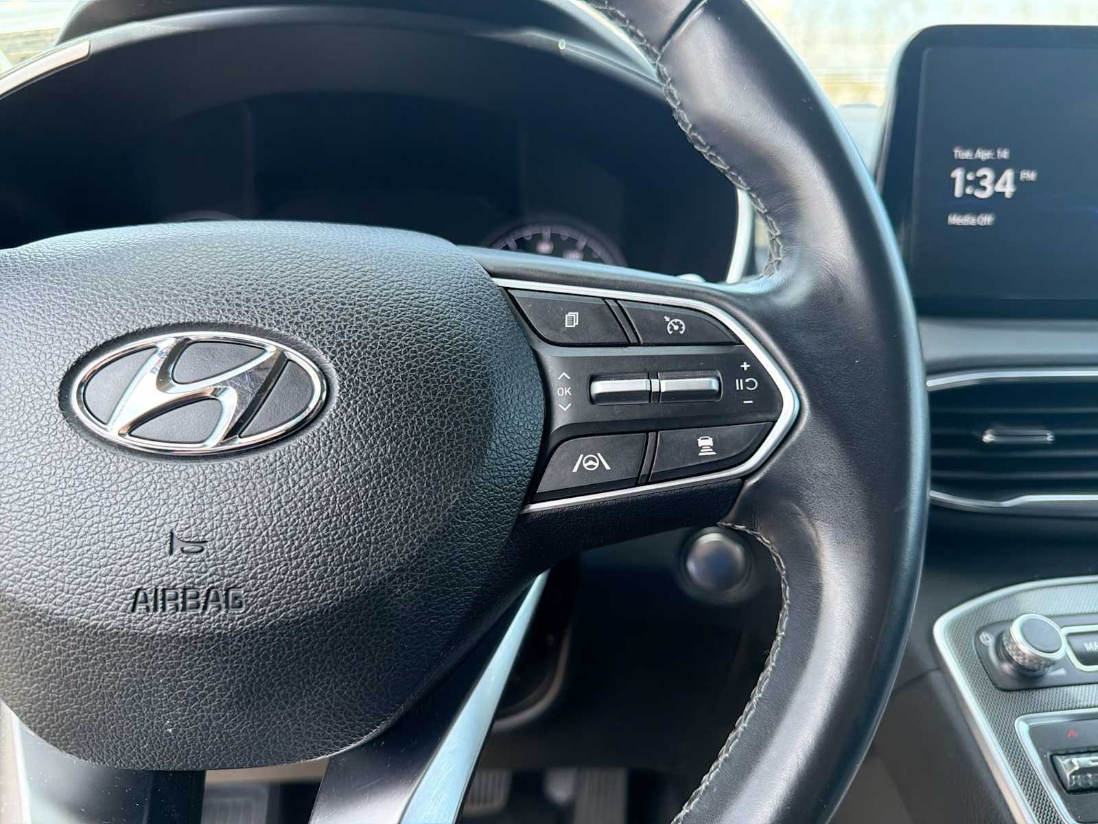 Thumbnail: 2023 Hyundai Santa Fe - 25
