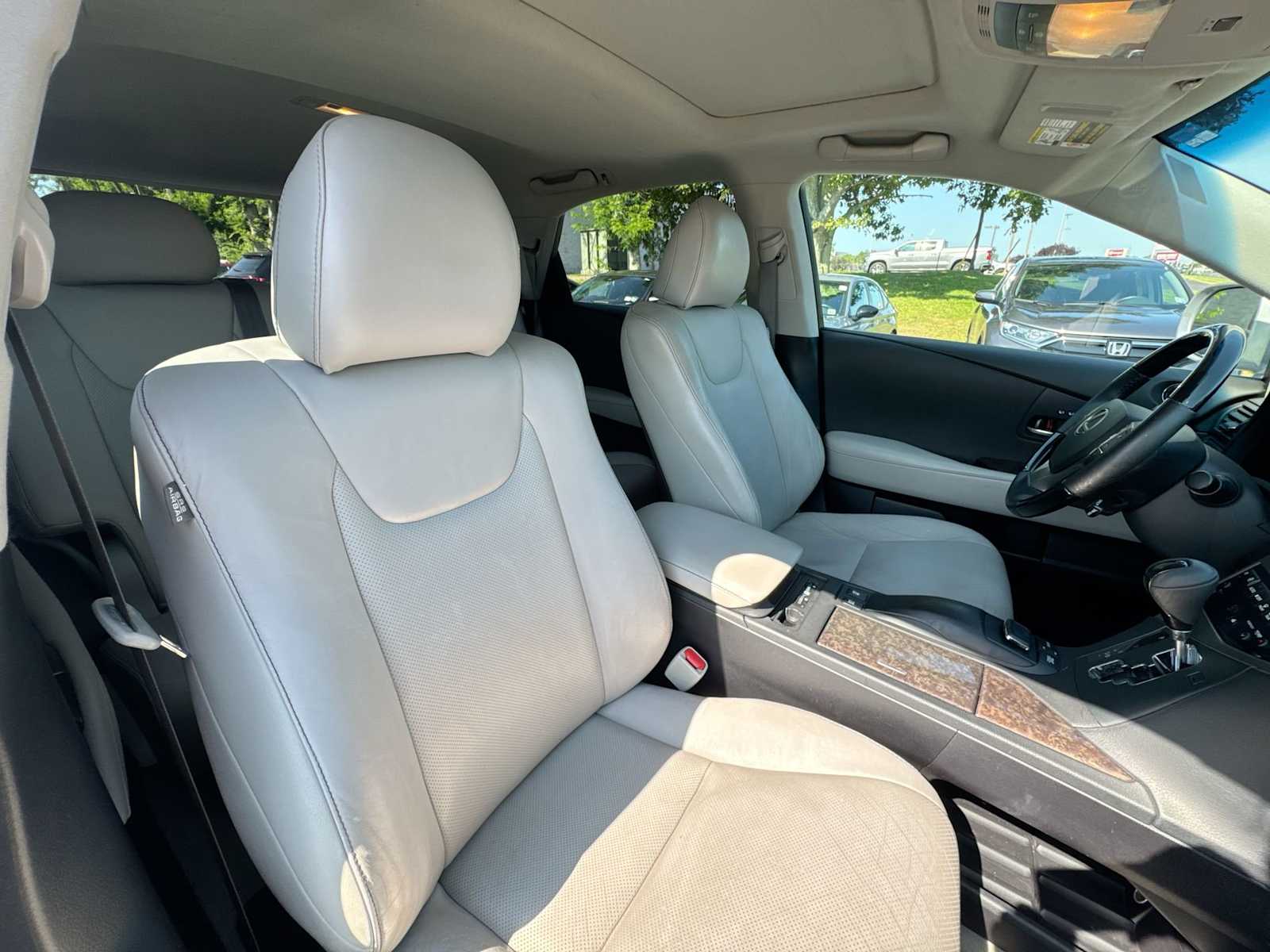 Thumbnail: 2015 Lexus RX - 17