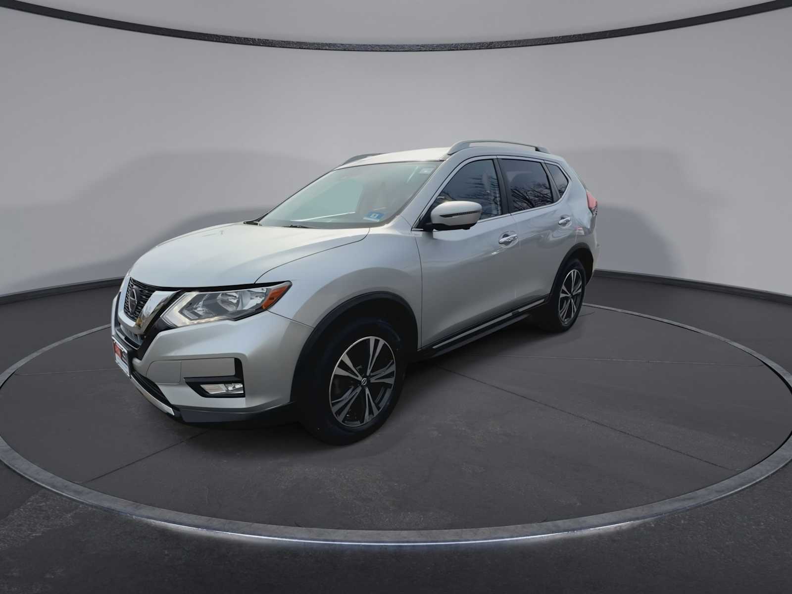 Thumbnail: 2018 Nissan Rogue - 4
