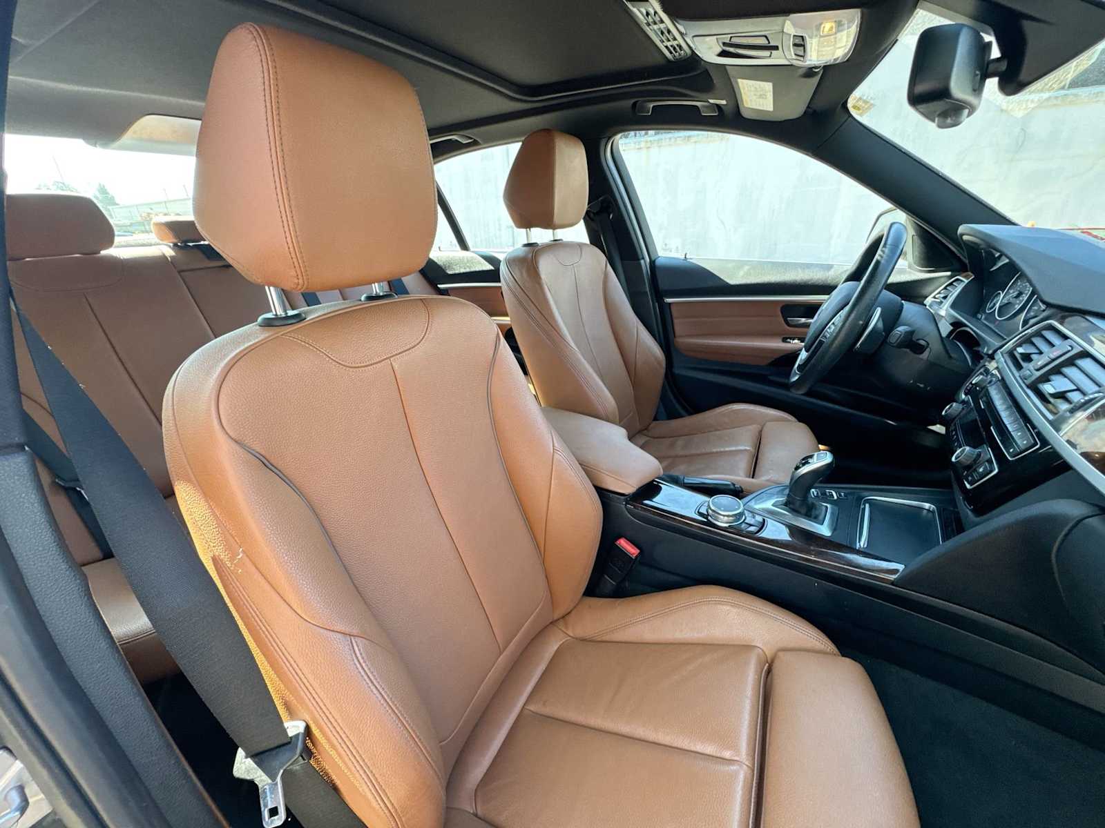 Thumbnail: 2017 BMW 3 Series - 17