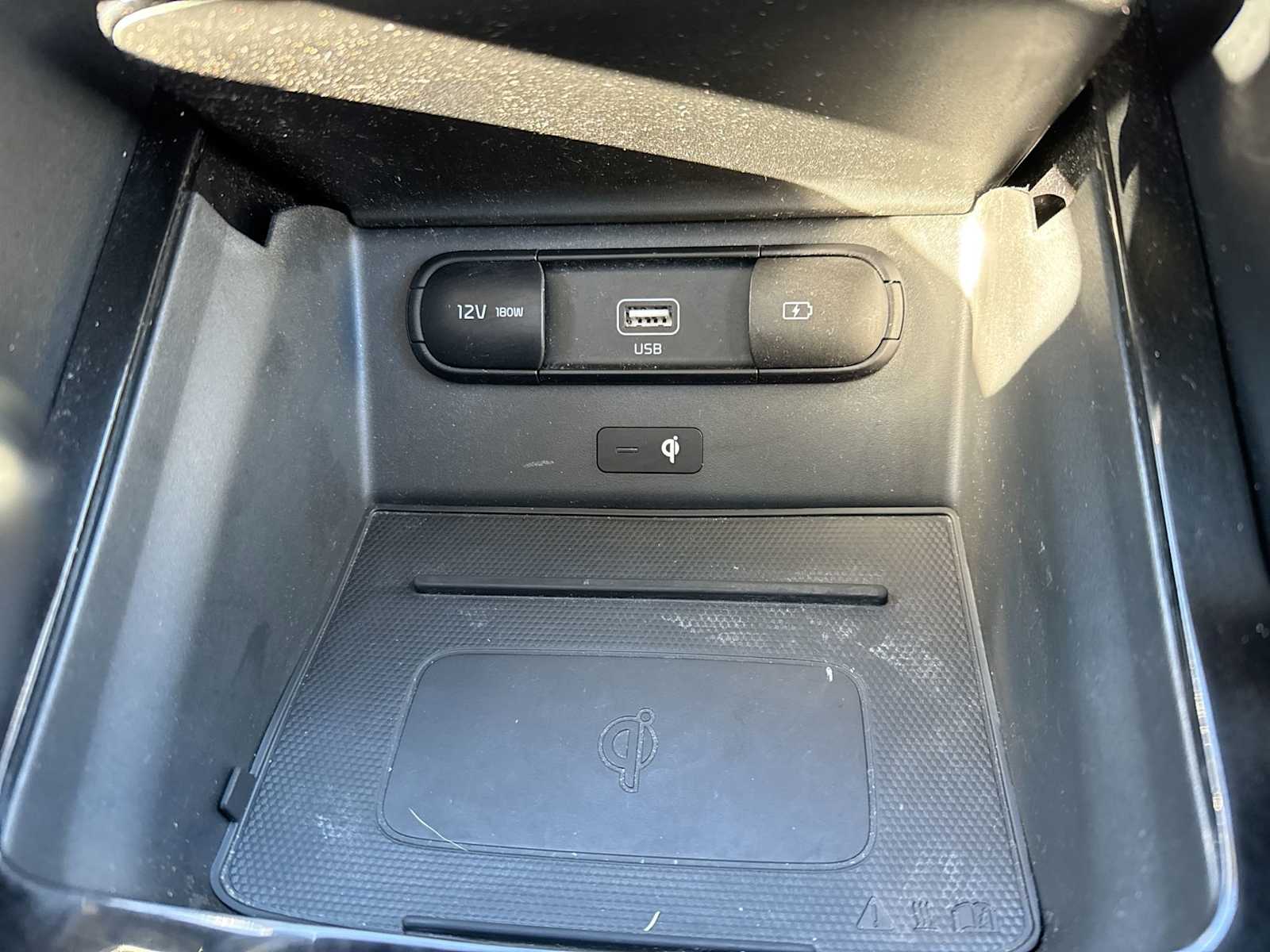 Thumbnail: 2021 Kia Telluride - 29