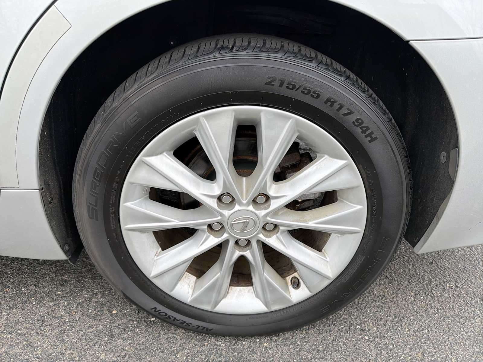 Thumbnail: 2013 Lexus ES - 19