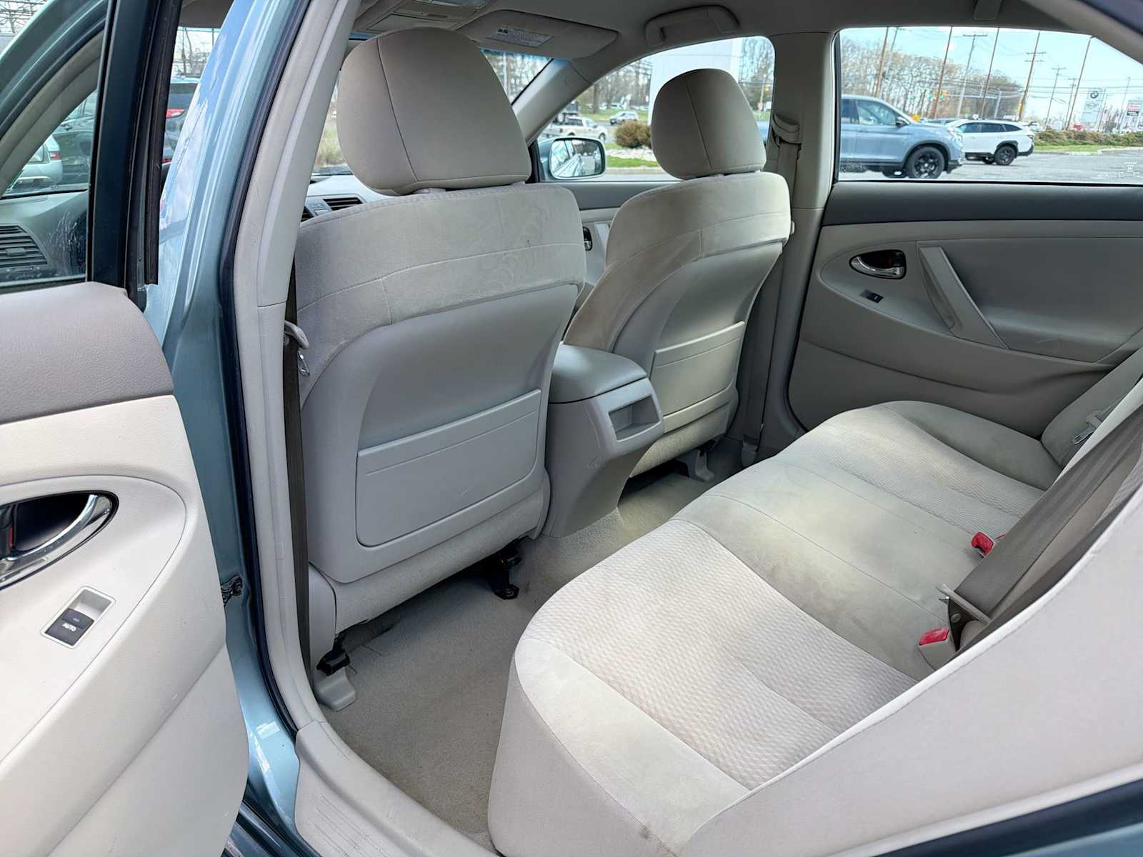 Thumbnail: 2011 Toyota Camry - 12