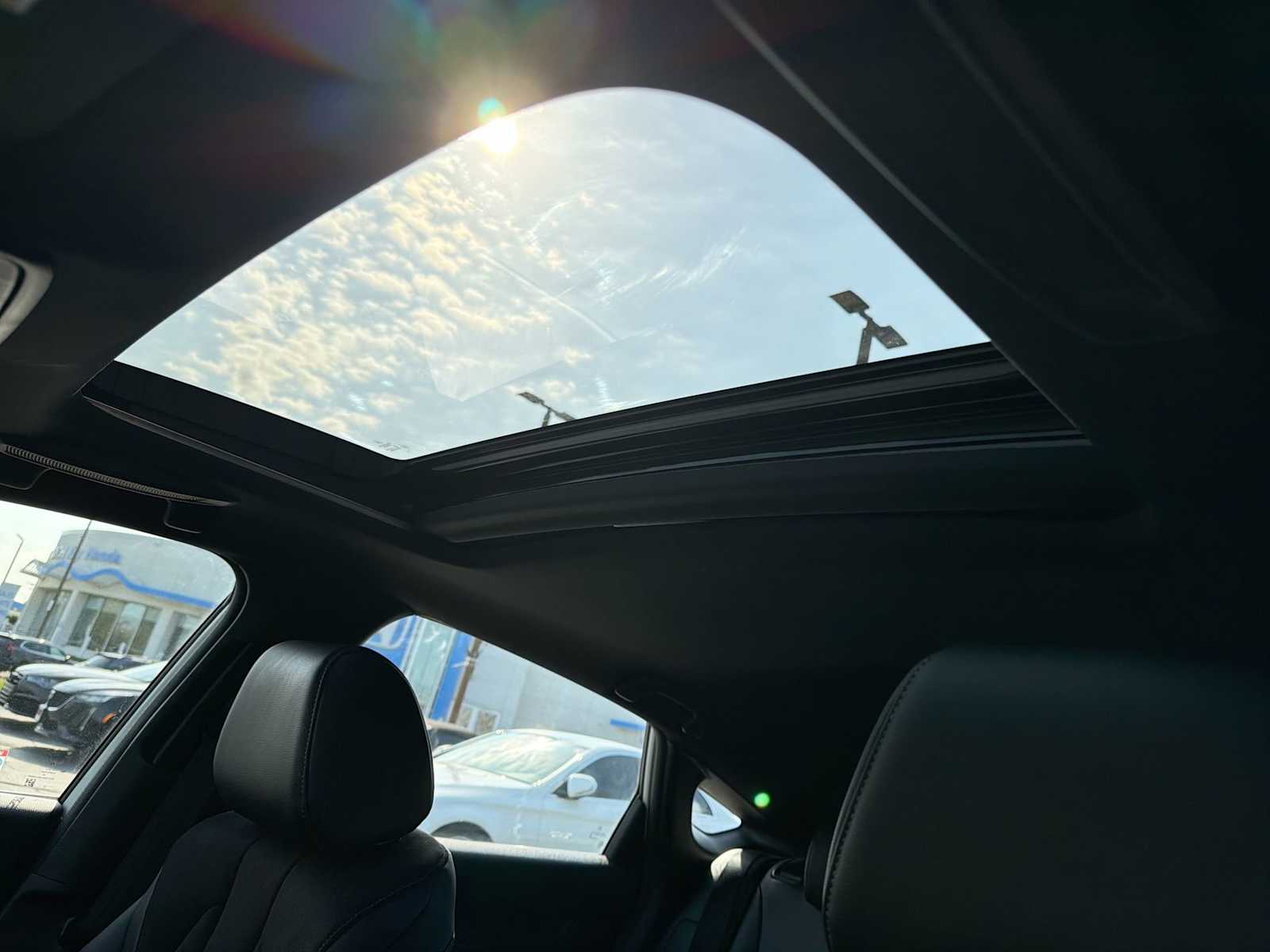 Thumbnail: 2023 Acura Integra - 23