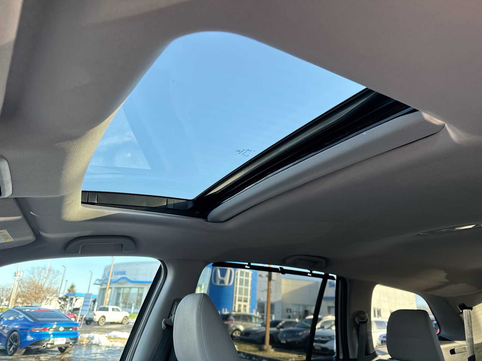 Thumbnail: 2022 Honda Pilot - 23