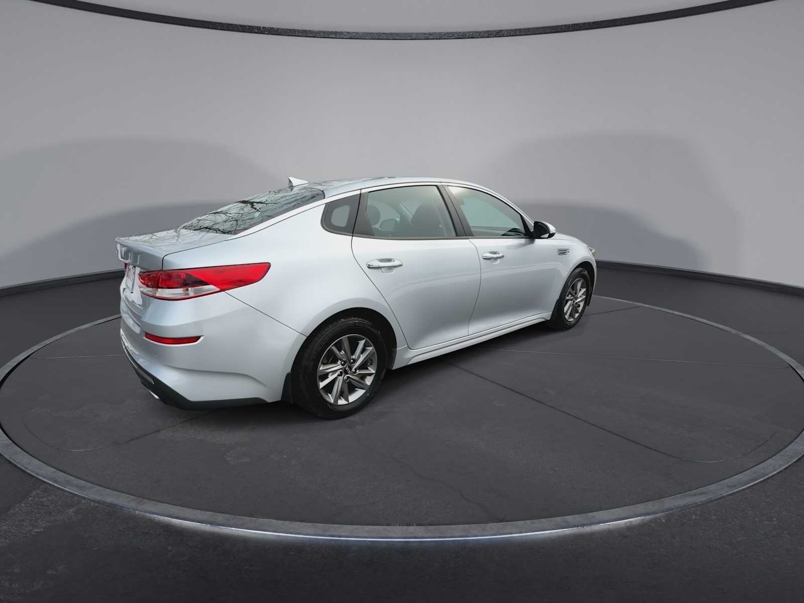 Thumbnail: 2019 Kia Optima - 8