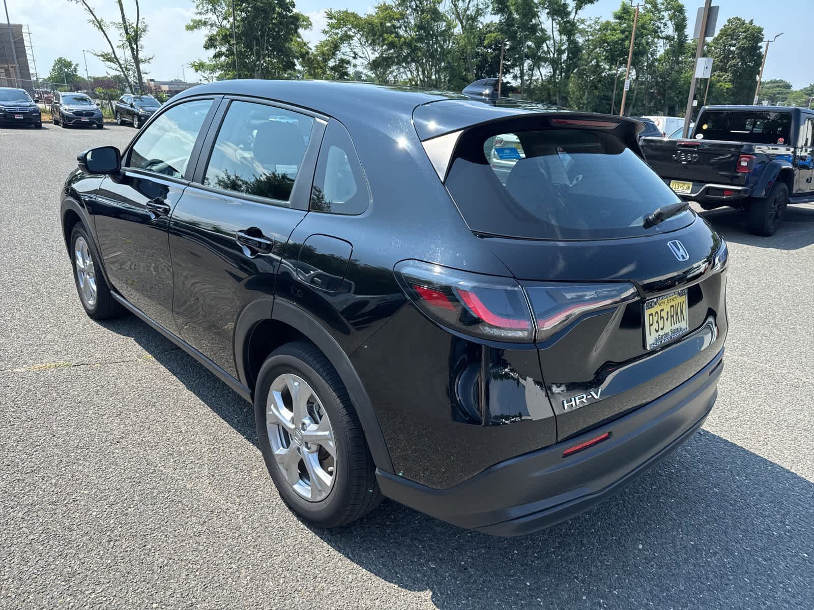 Thumbnail: 2023 Honda HR-V - 3
