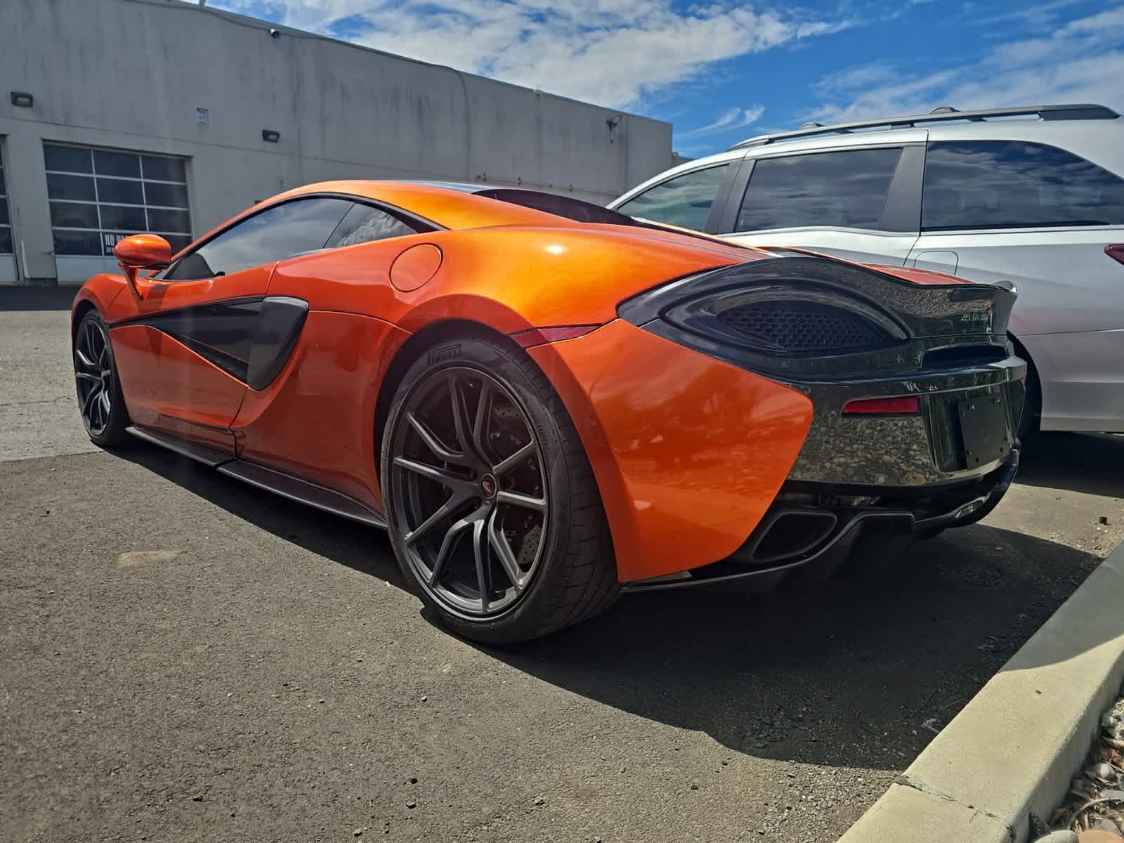 Thumbnail: 2018 Mclaren  - 7