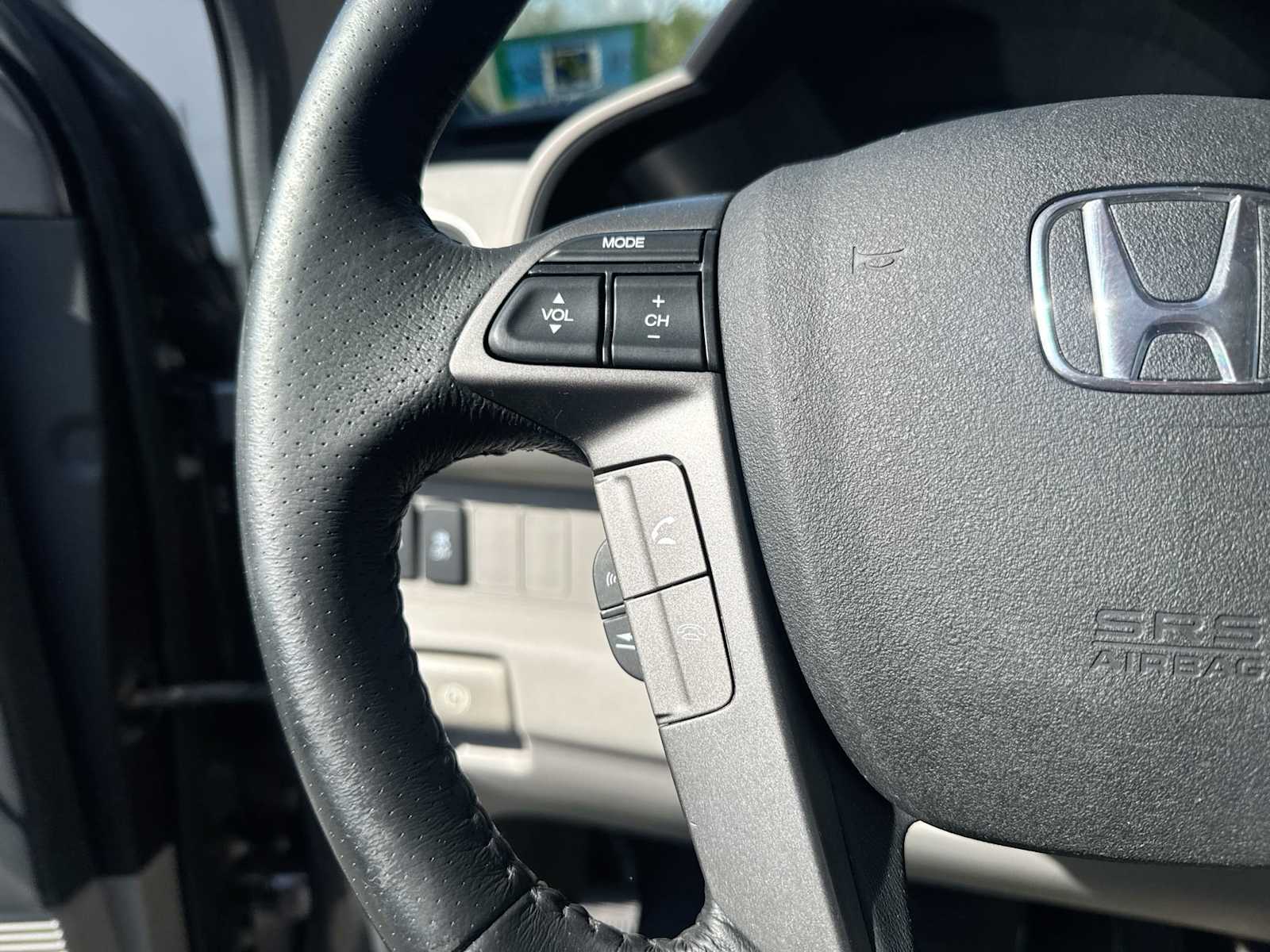 Thumbnail: 2014 Honda Pilot - 25