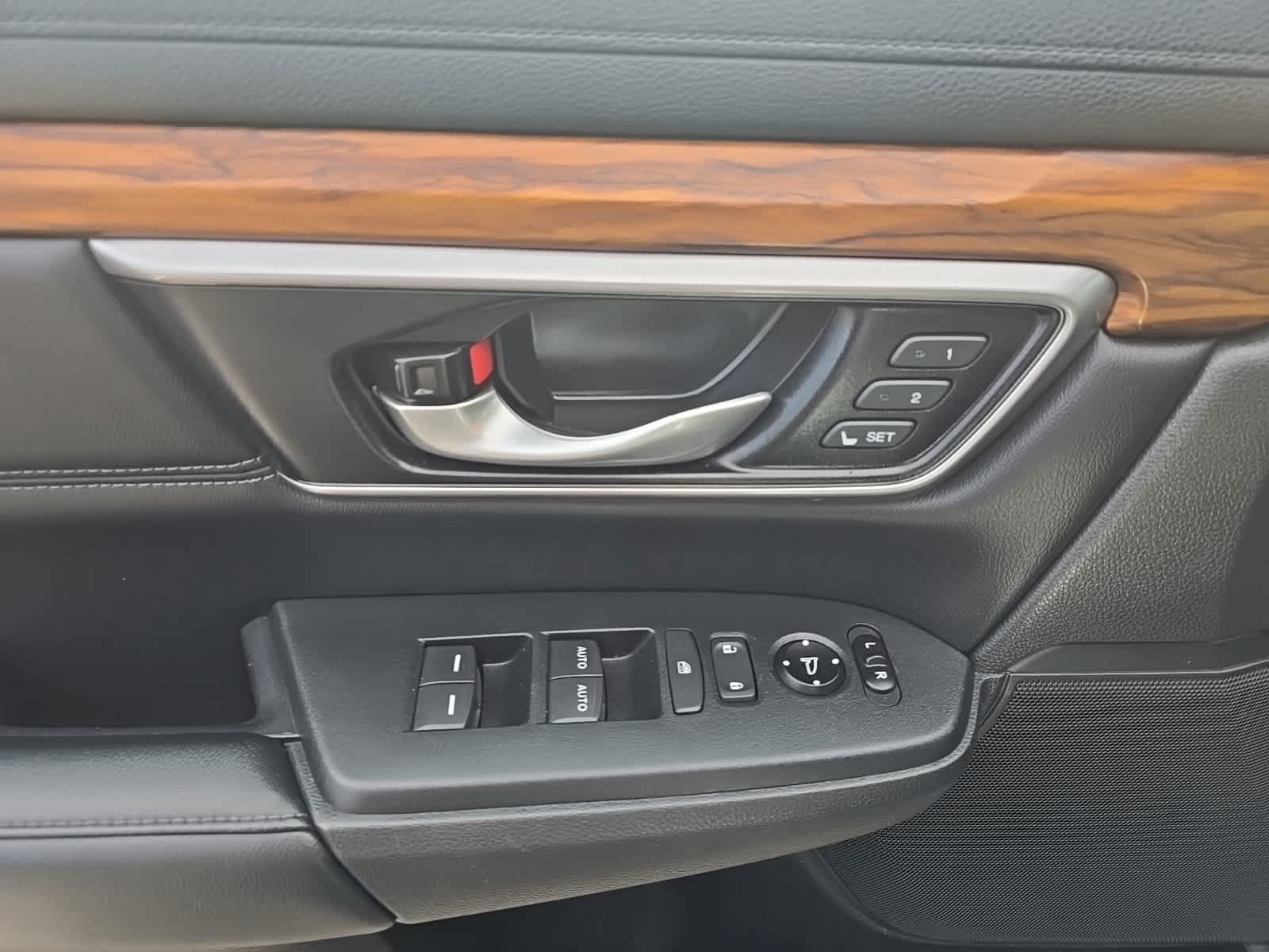 Thumbnail: 2019 Honda CR-V - 18