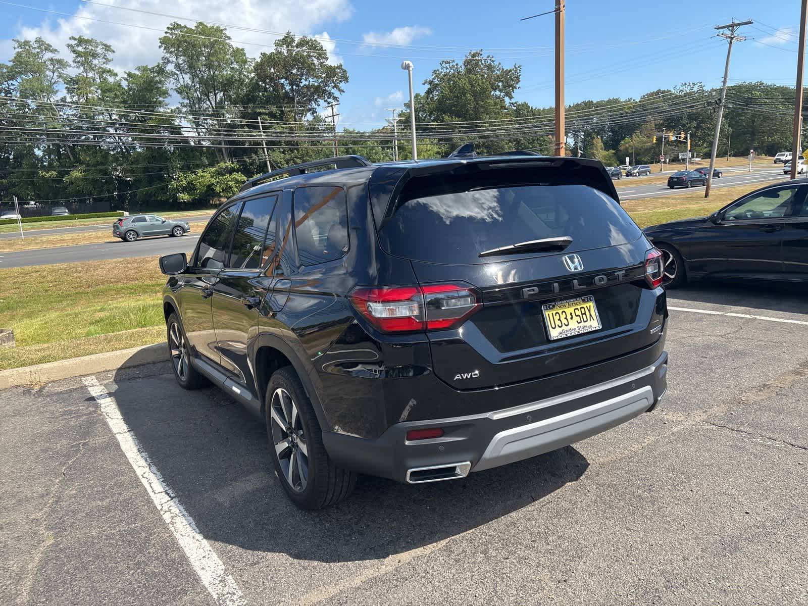 Thumbnail: 2023 Honda Pilot - 4