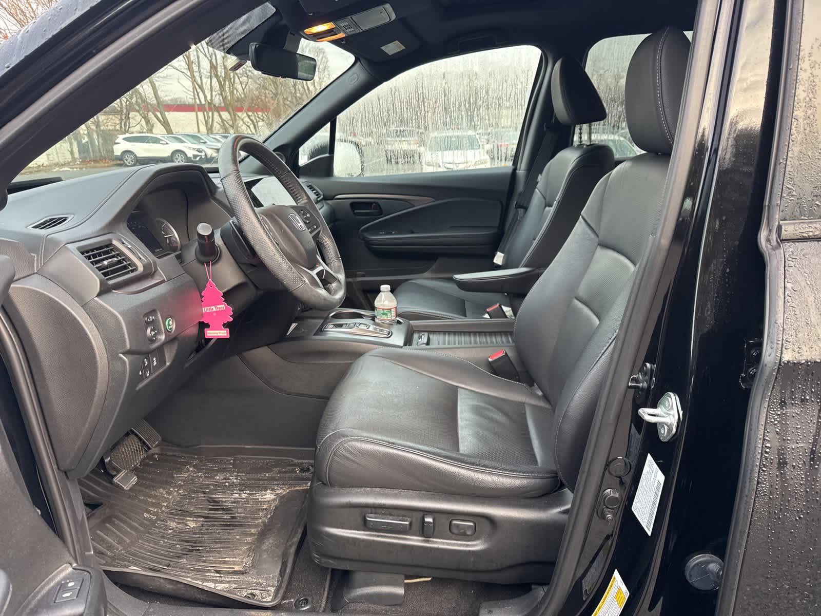 Thumbnail: 2023 Honda Passport - 12