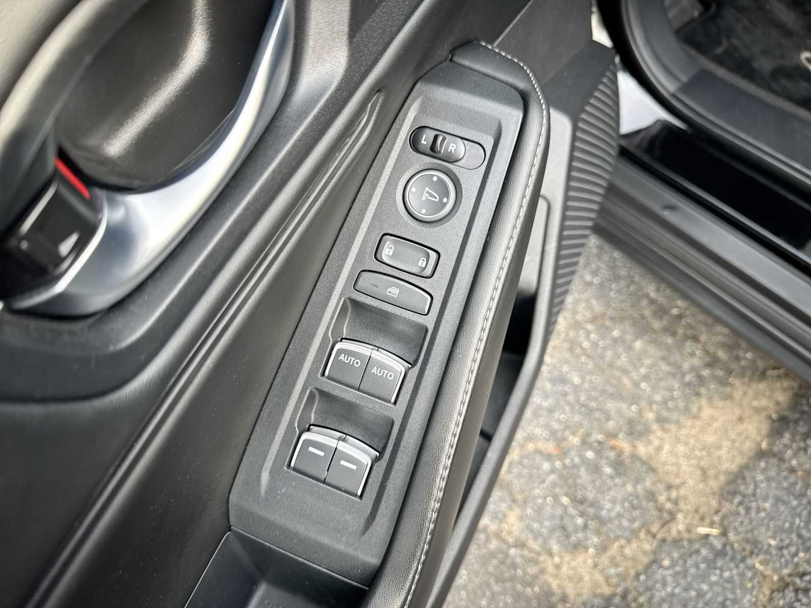 Thumbnail: 2023 Honda Accord - 22