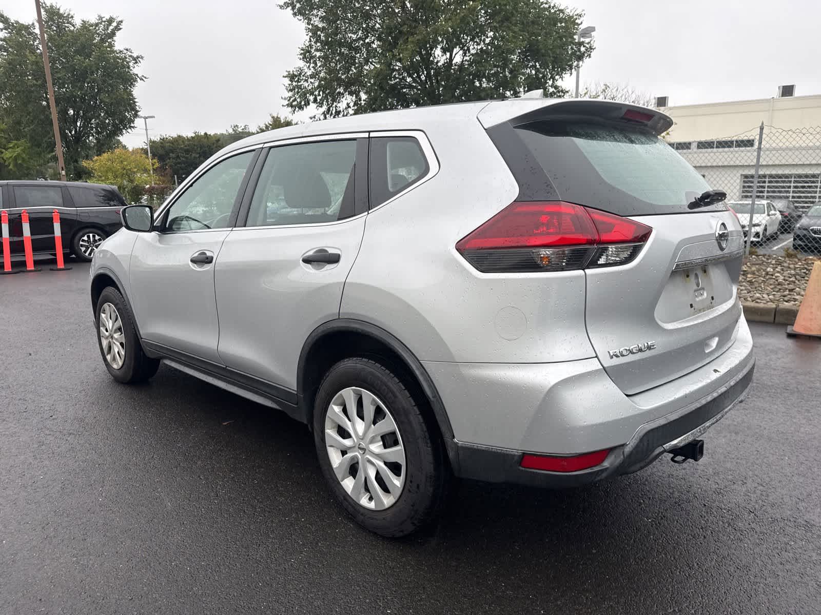 Thumbnail: 2019 Nissan Rogue - 3