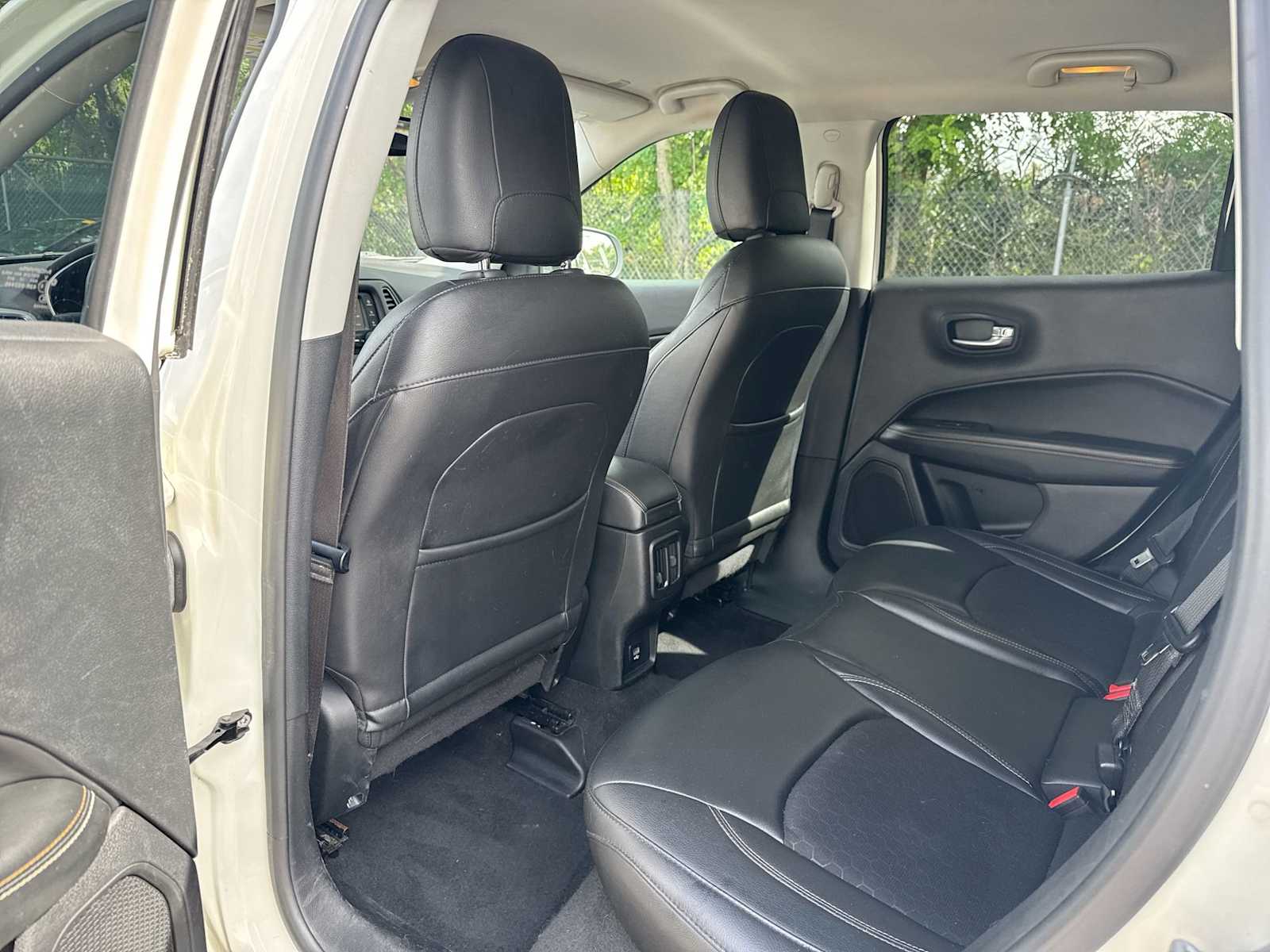 Thumbnail: 2018 Jeep Compass - 12