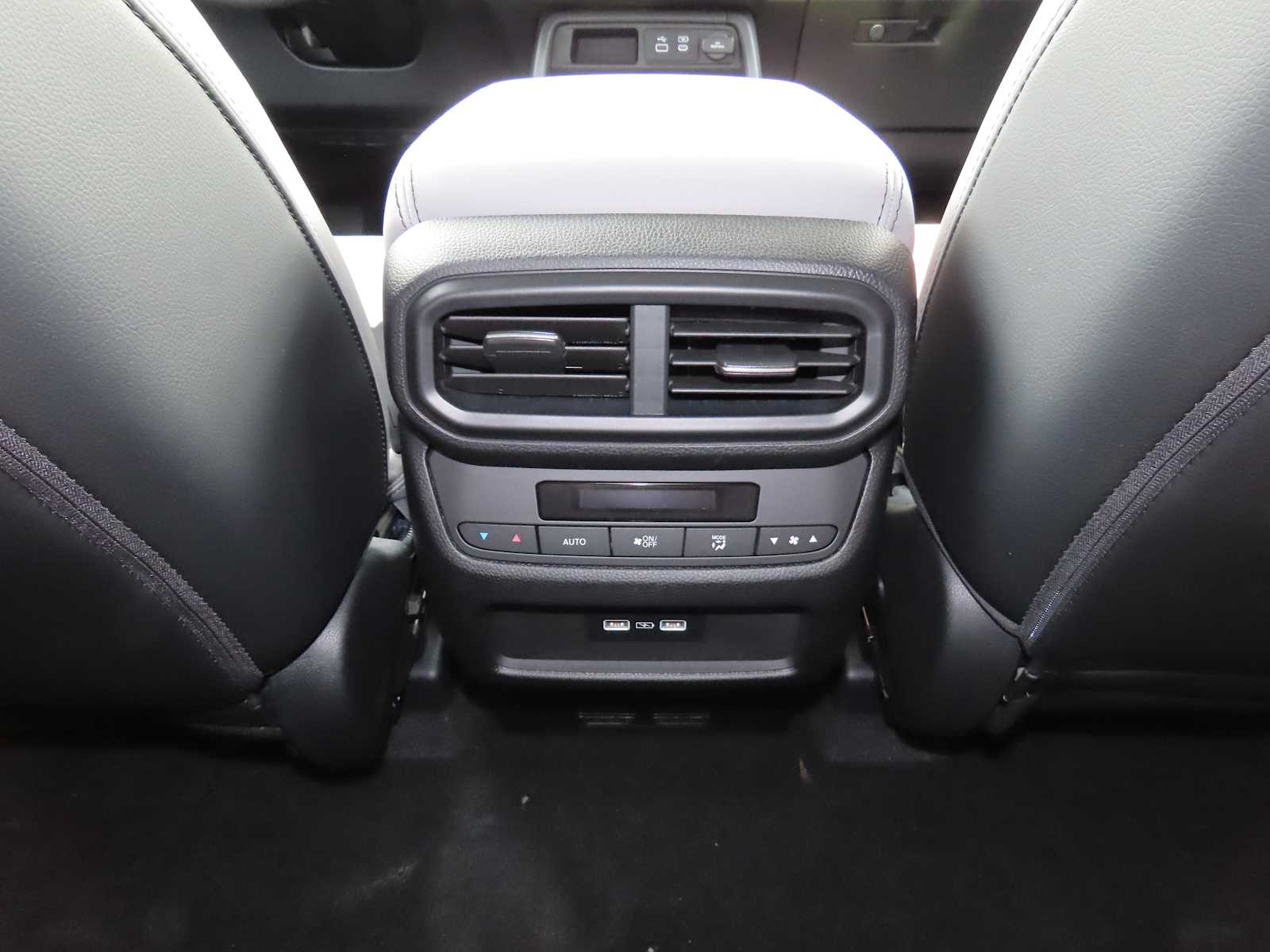 Thumbnail: 2025 Honda Pilot - 25