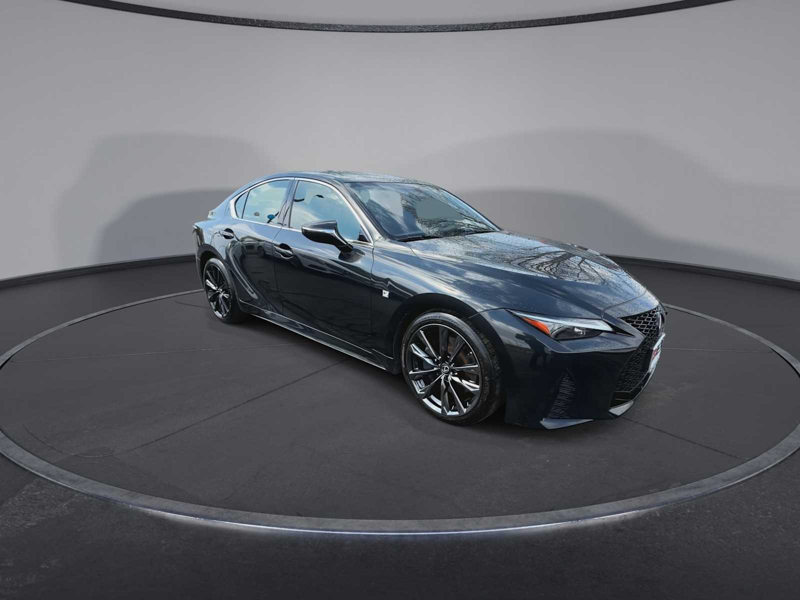 Thumbnail: 2021 Lexus IS - 2