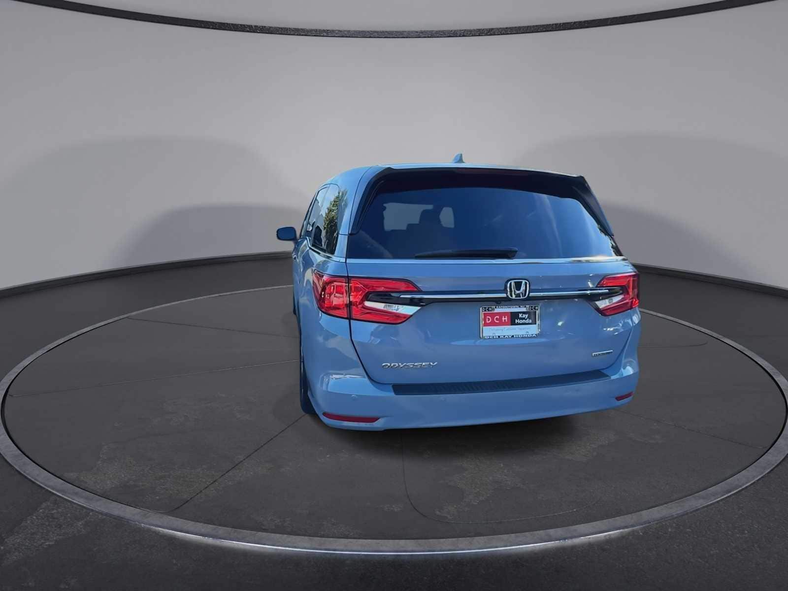 Thumbnail: 2023 Honda Odyssey - 7