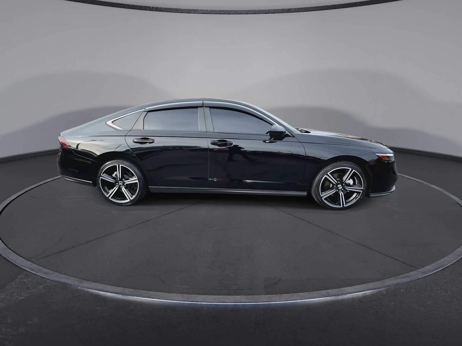 Thumbnail: 2023 Honda Accord - 9