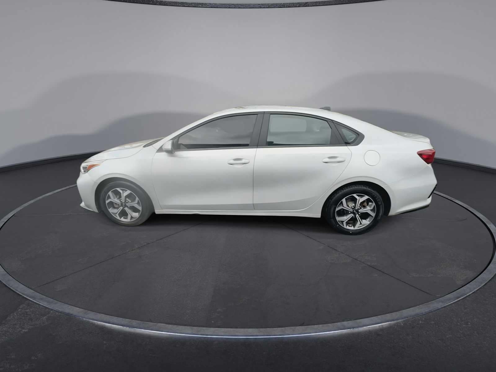Thumbnail: 2021 Kia Forte - 5