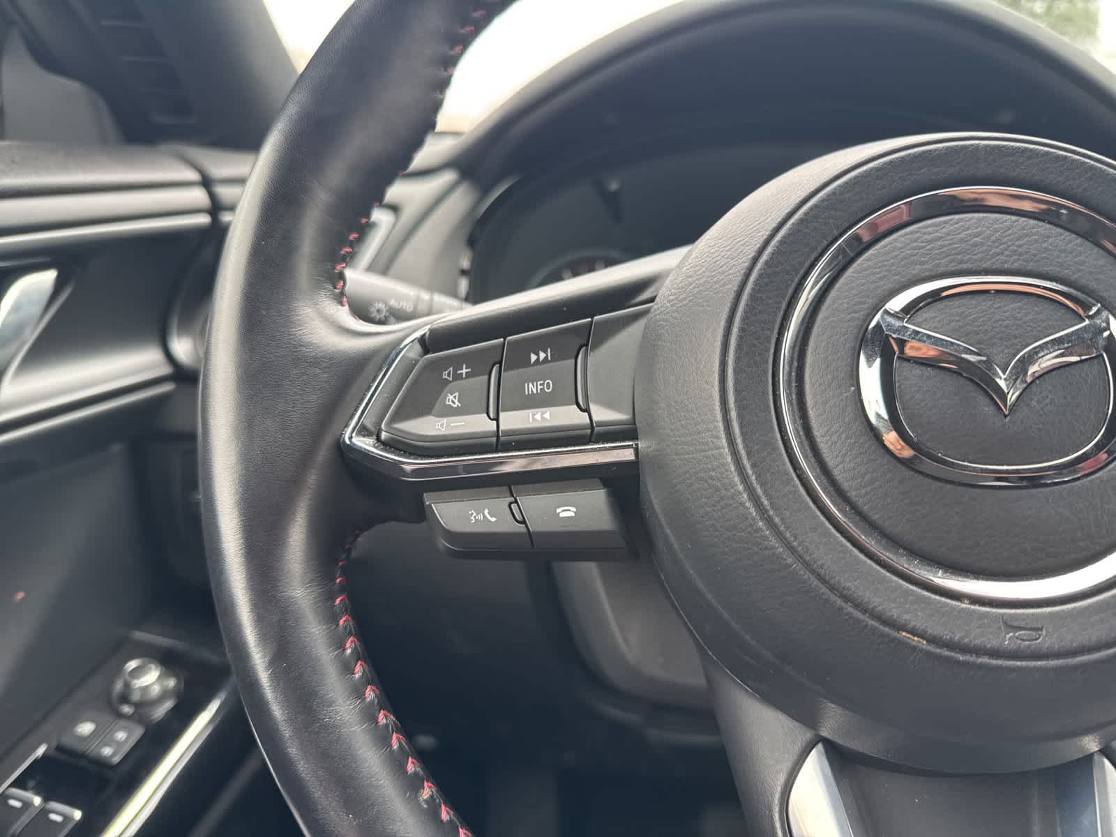 2022 Mazda CX-9 Carbon Edition 16