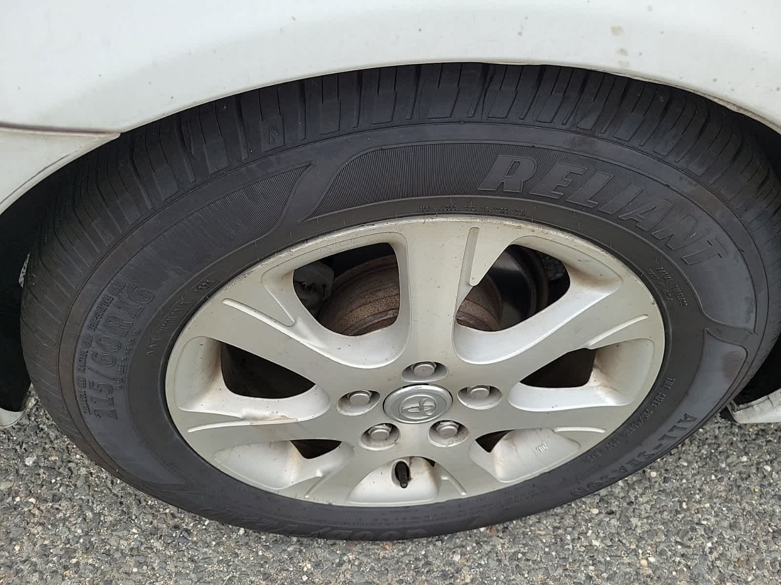 2006 Toyota Camry XLE 12