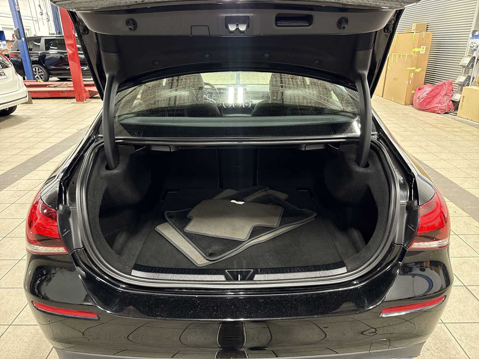 Thumbnail: 2022 Mercedes-Benz A-Class - 10