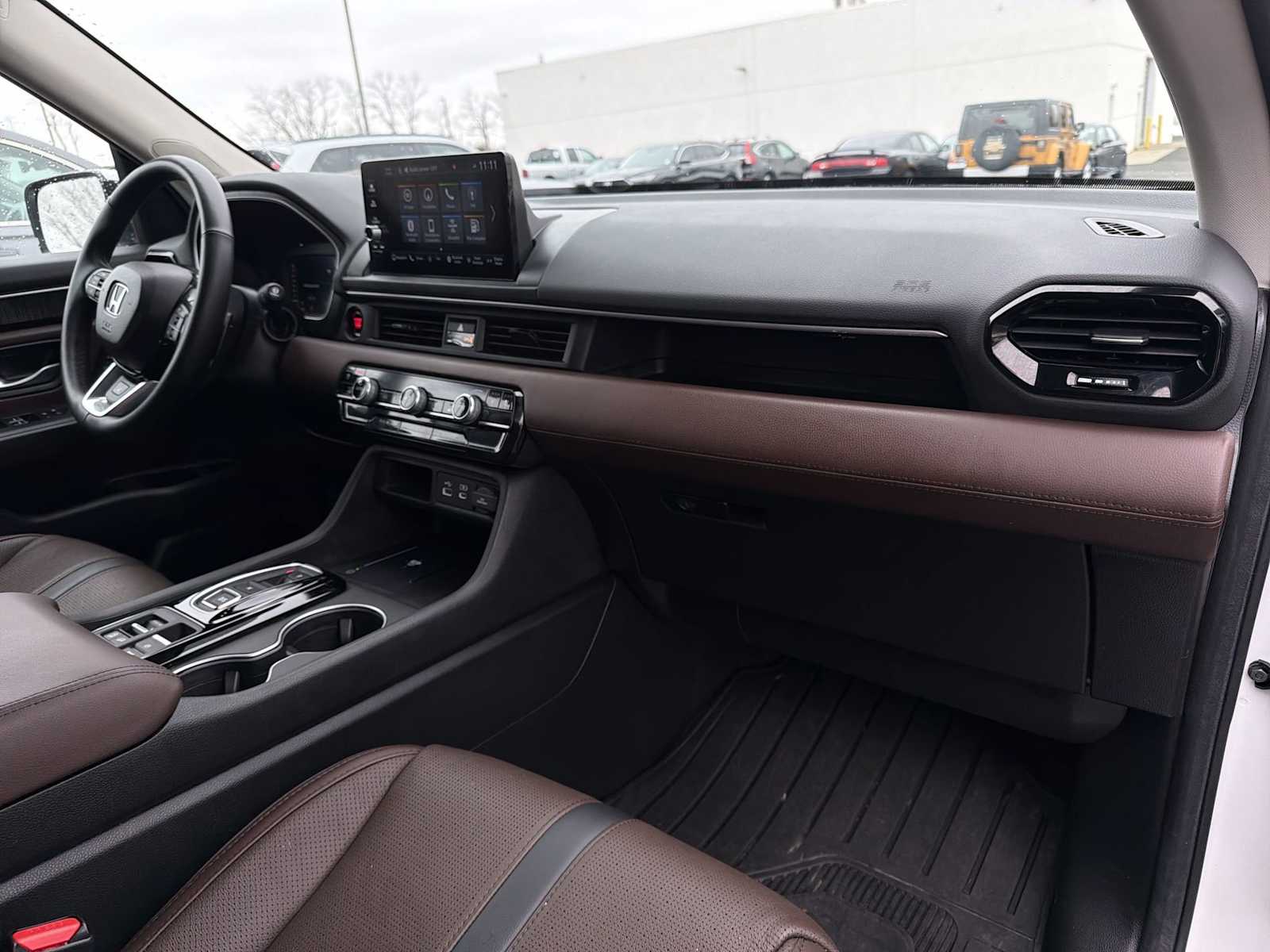 Thumbnail: 2025 Honda Pilot - 16