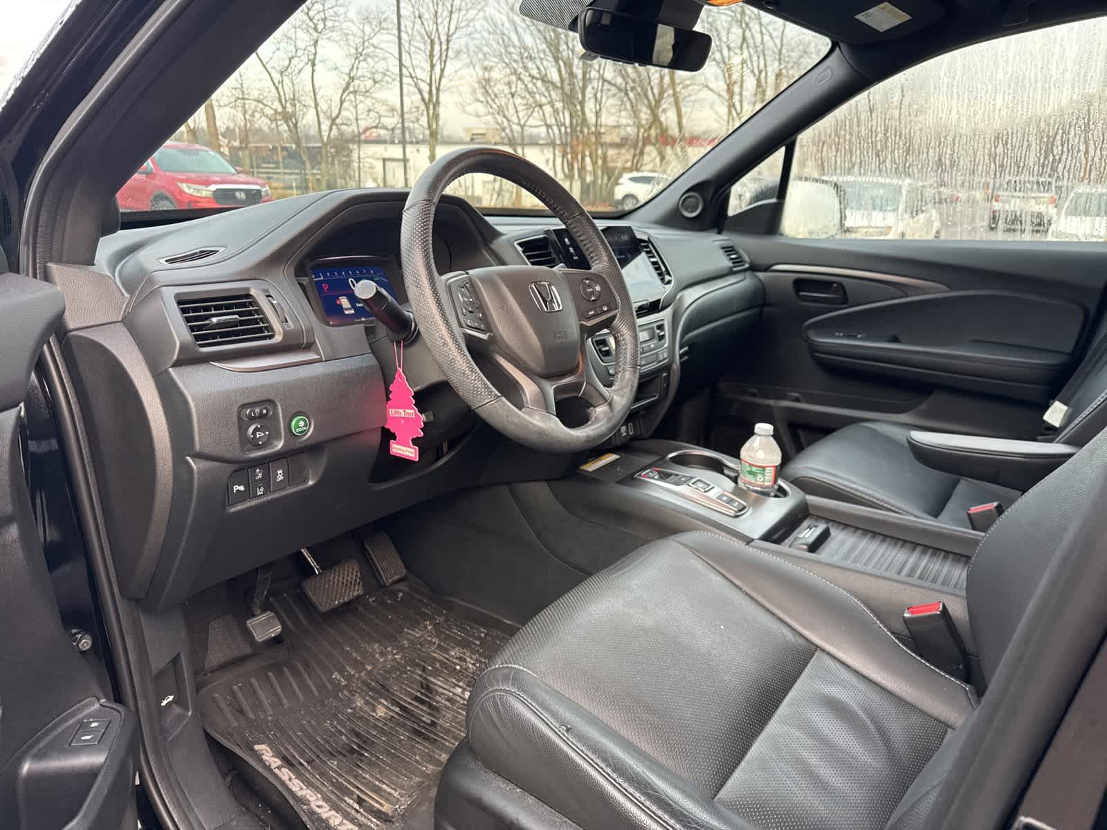 Thumbnail: 2023 Honda Passport - 11