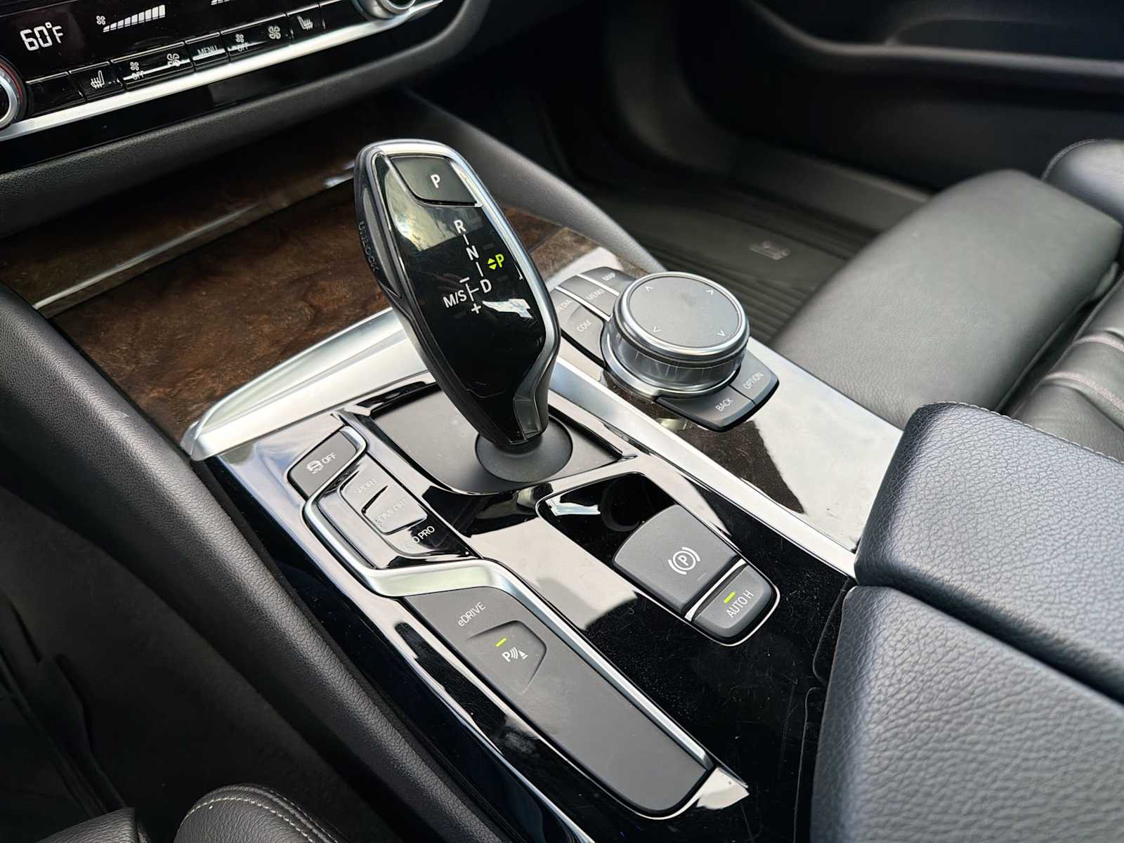 Thumbnail: 2018 BMW 5 Series - 31