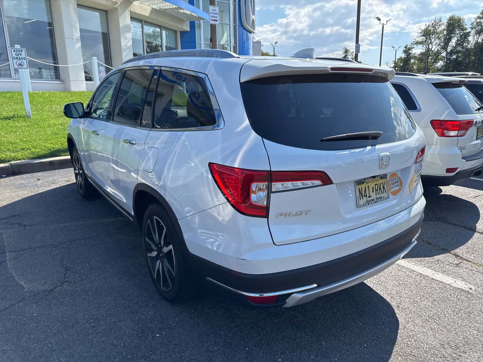 Thumbnail: 2022 Honda Pilot - 3
