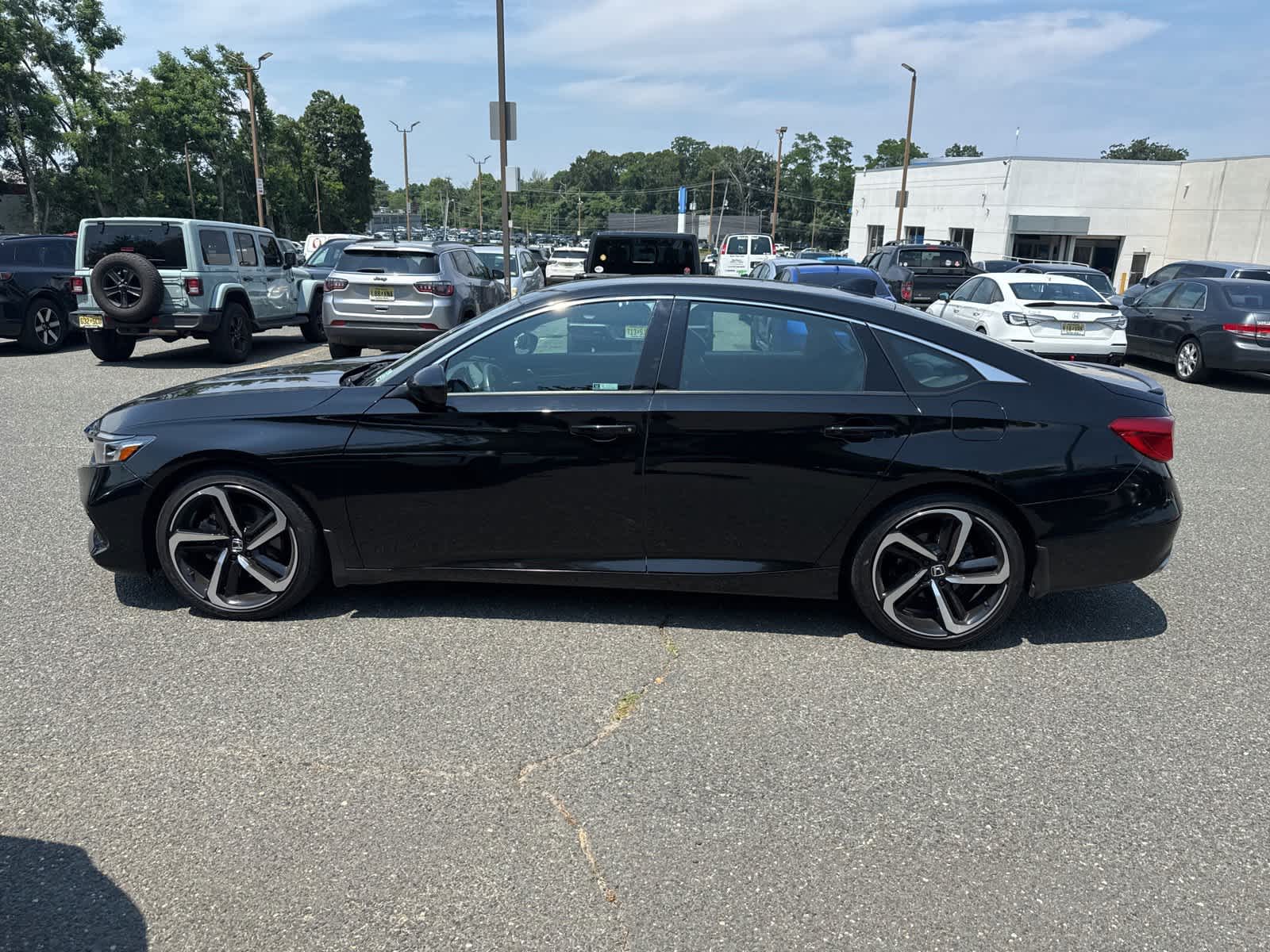 Thumbnail: 2022 Honda Accord - 2