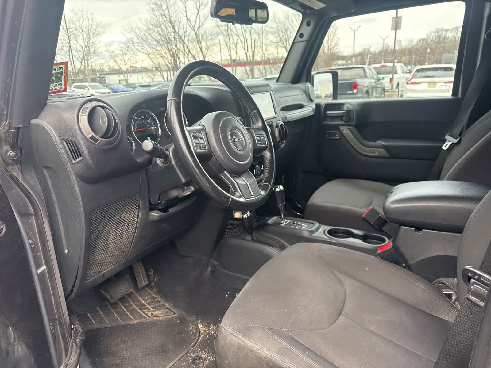 Thumbnail: 2016 Jeep Wrangler - 11