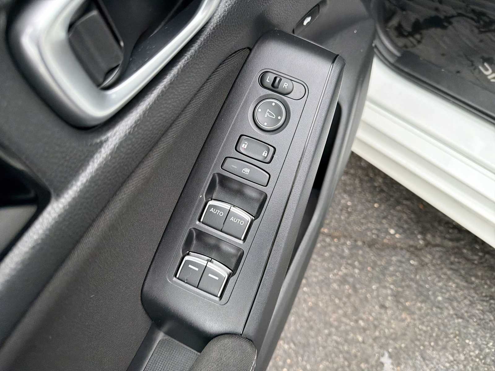 Thumbnail: 2023 Honda Civic - 22