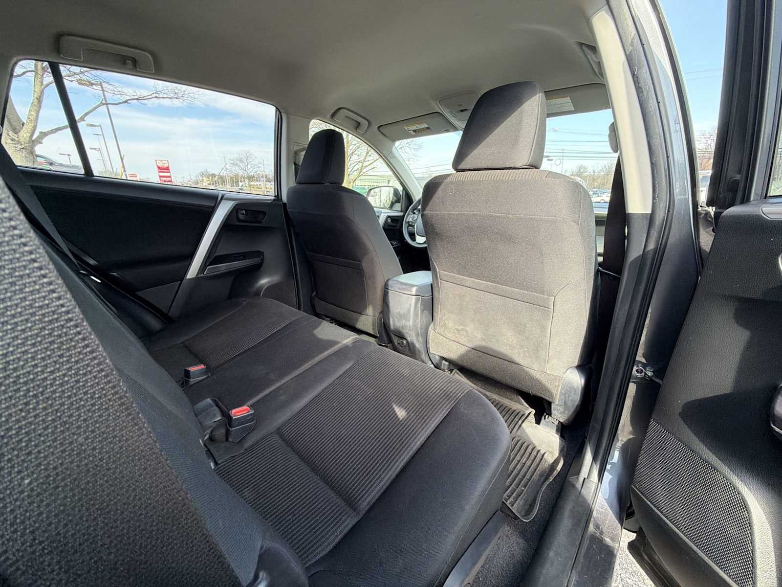 Thumbnail: 2017 Toyota RAV4 - 14