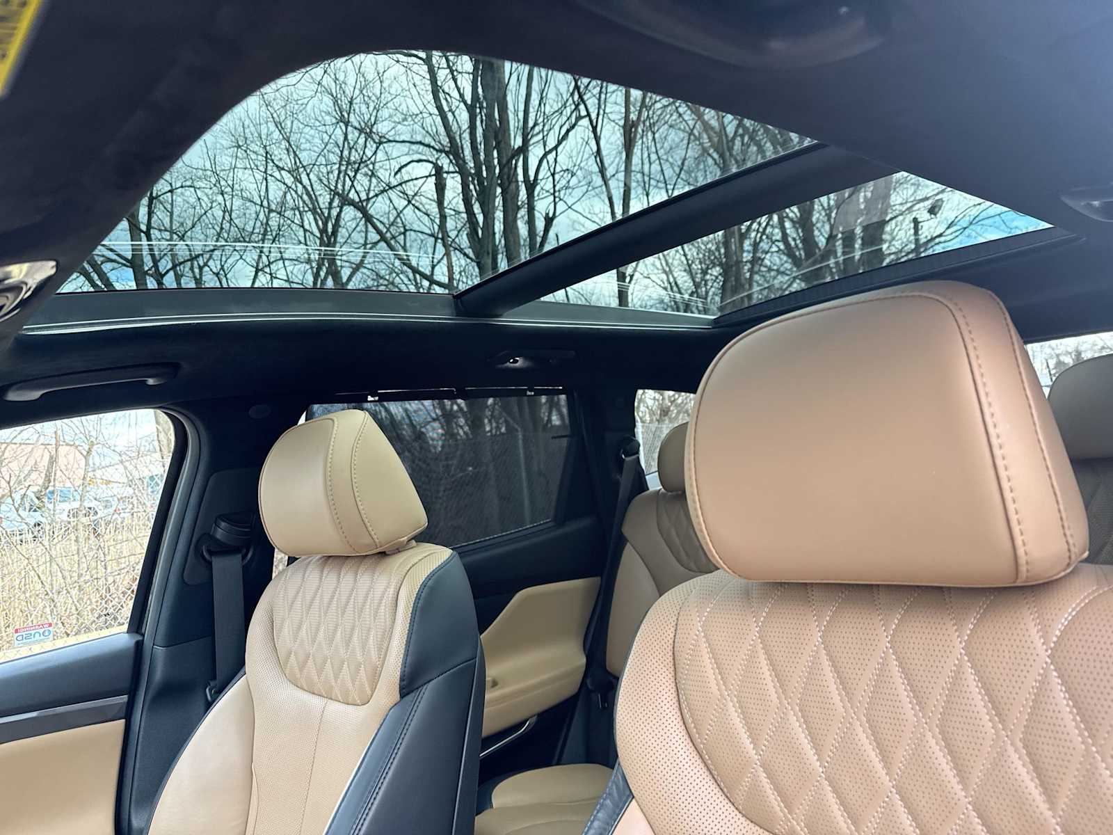 Thumbnail: 2023 Hyundai Santa Fe - 23