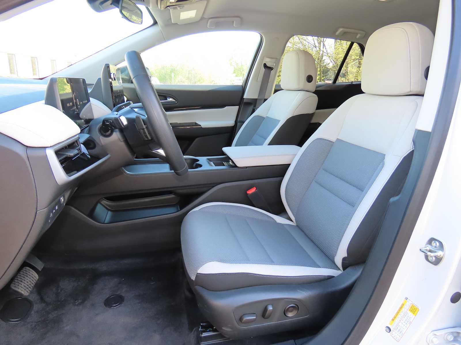 Thumbnail: 2026 Honda Prologue - 12